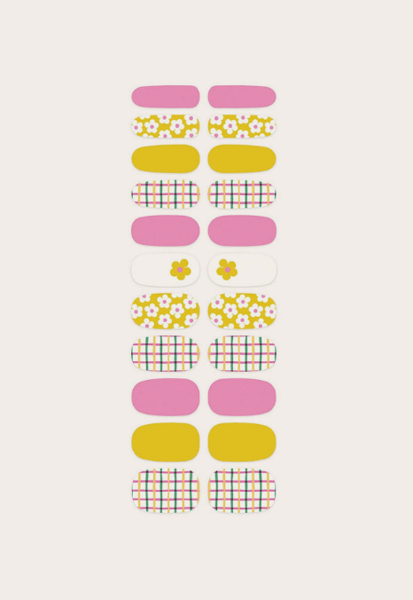 Crisscross Daisies Mani Nail Wrap Kit