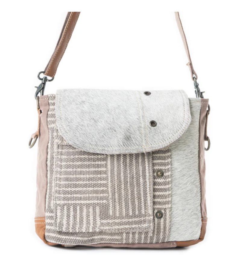 Myra | Edge Flap Shoulder Bag *FINAL SALE*