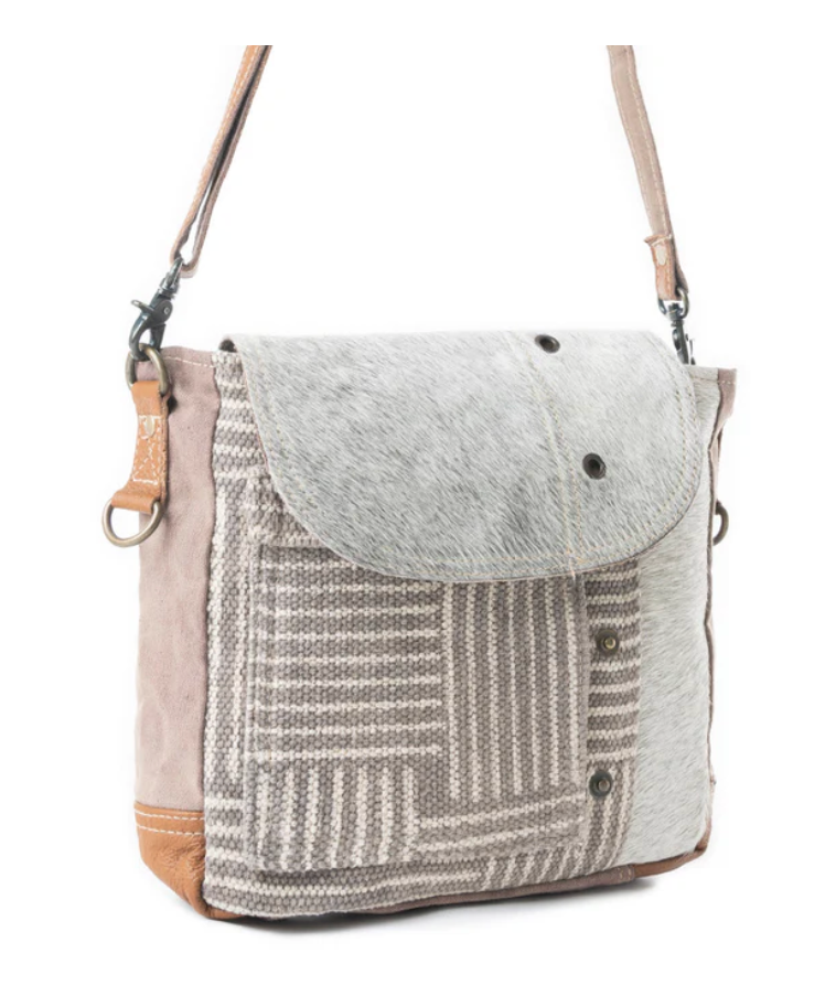 Myra | Edge Flap Shoulder Bag *FINAL SALE*