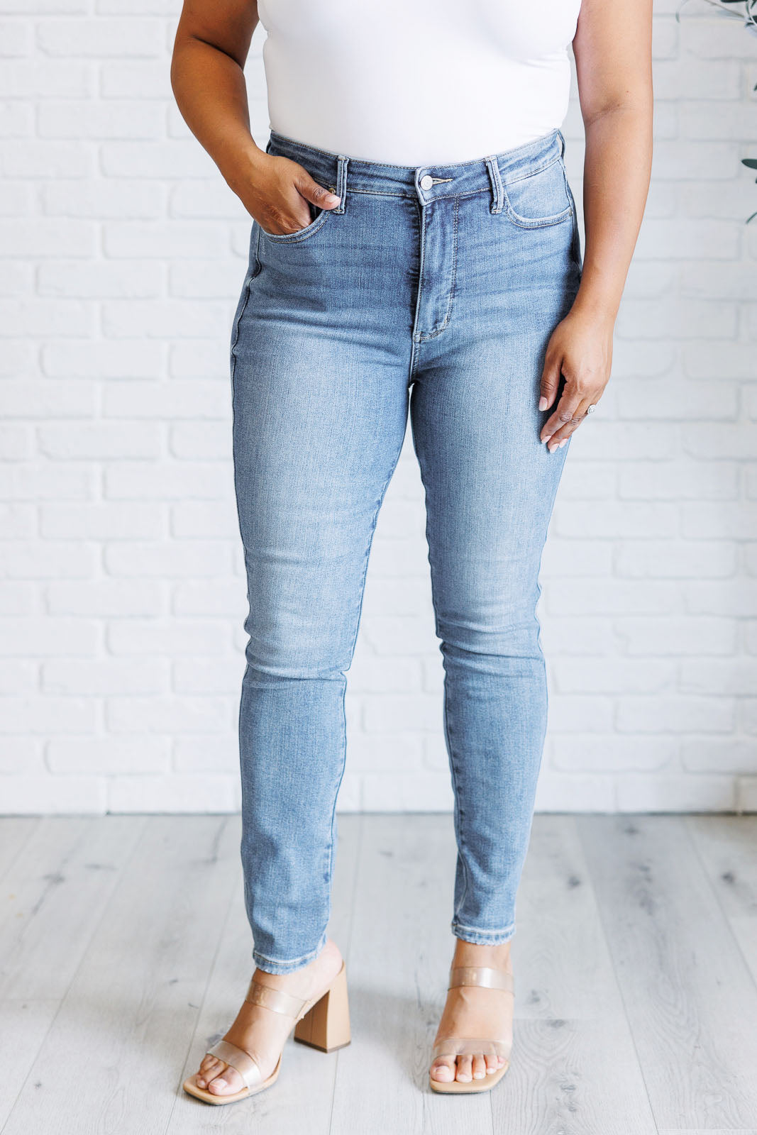 High Rise Tummy Control Contrast Wash Skinny Judy Blue Jeans