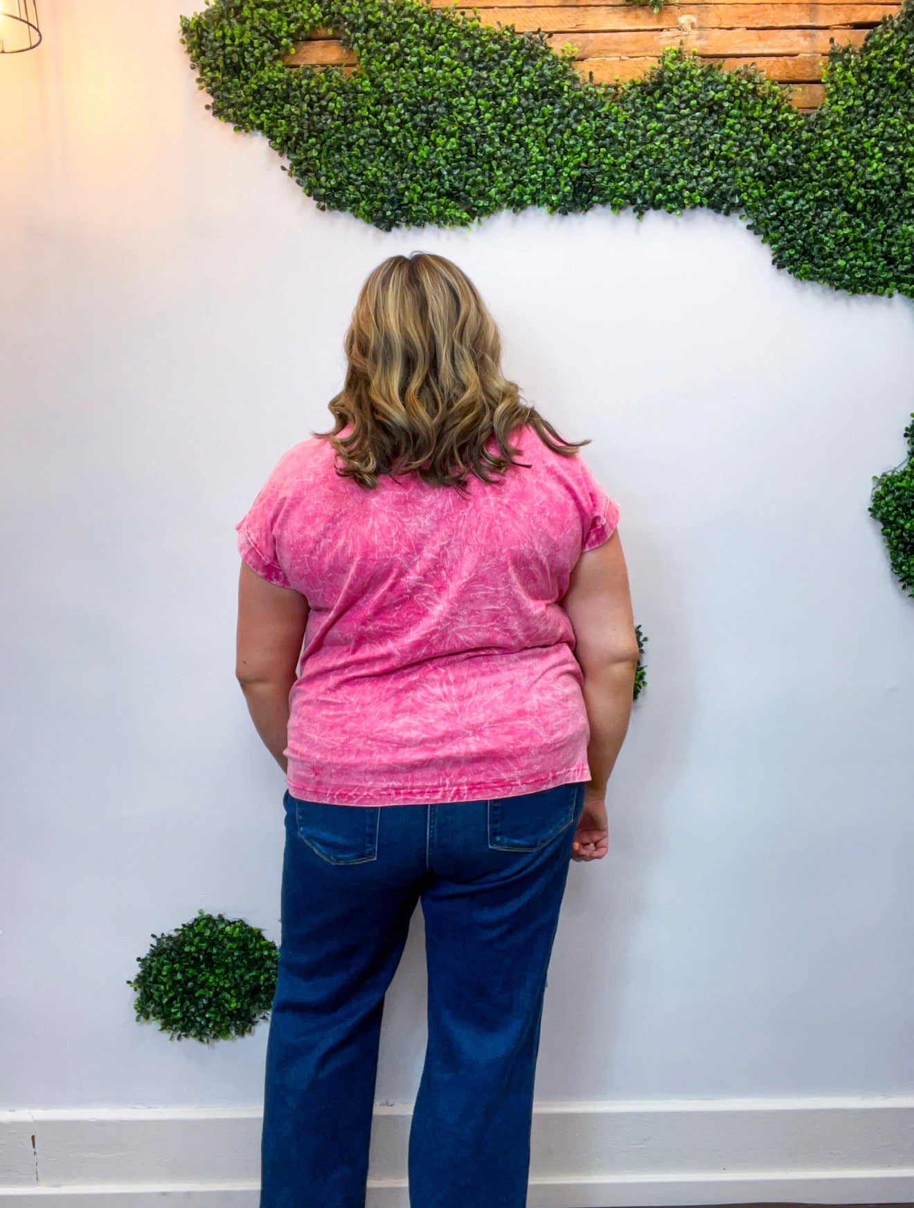 Sunkissed Crinkle Folded Sleeve Tee in Hot Pink