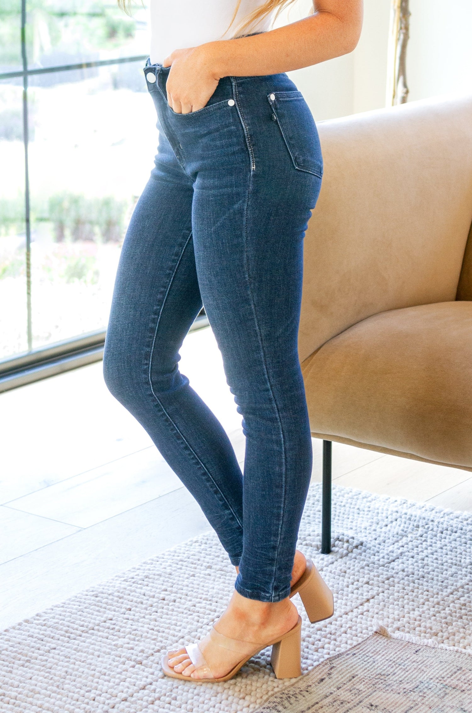 Mid Rise Crinkle Ankle Skinny Judy Blue Jeans