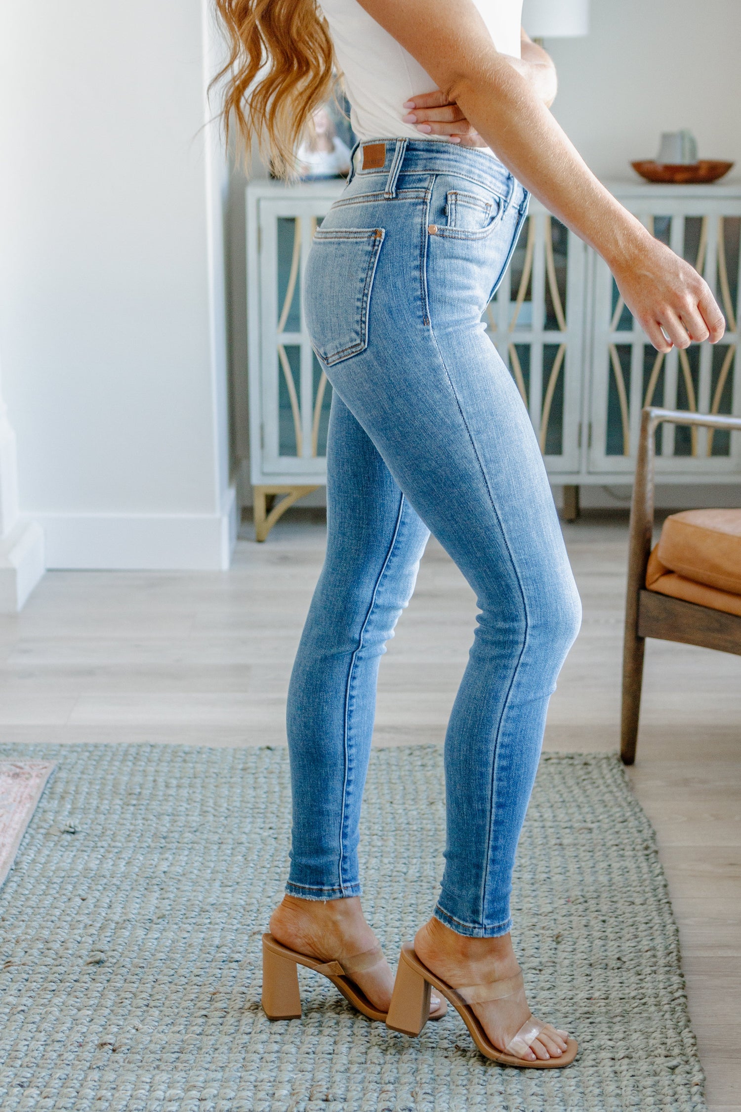 Mid Rise Vintage Skinny Judy Blue Jeans
