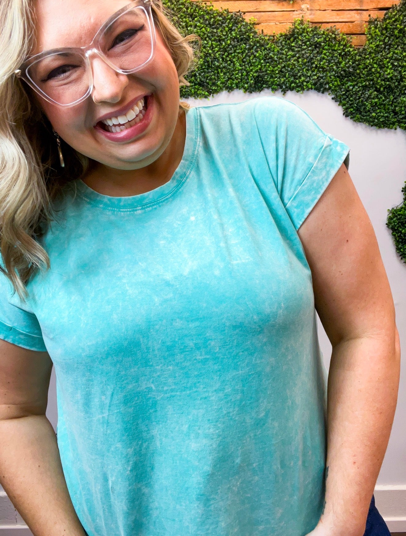 Sunkissed Crinkle Folded Sleeve Tee in Mint