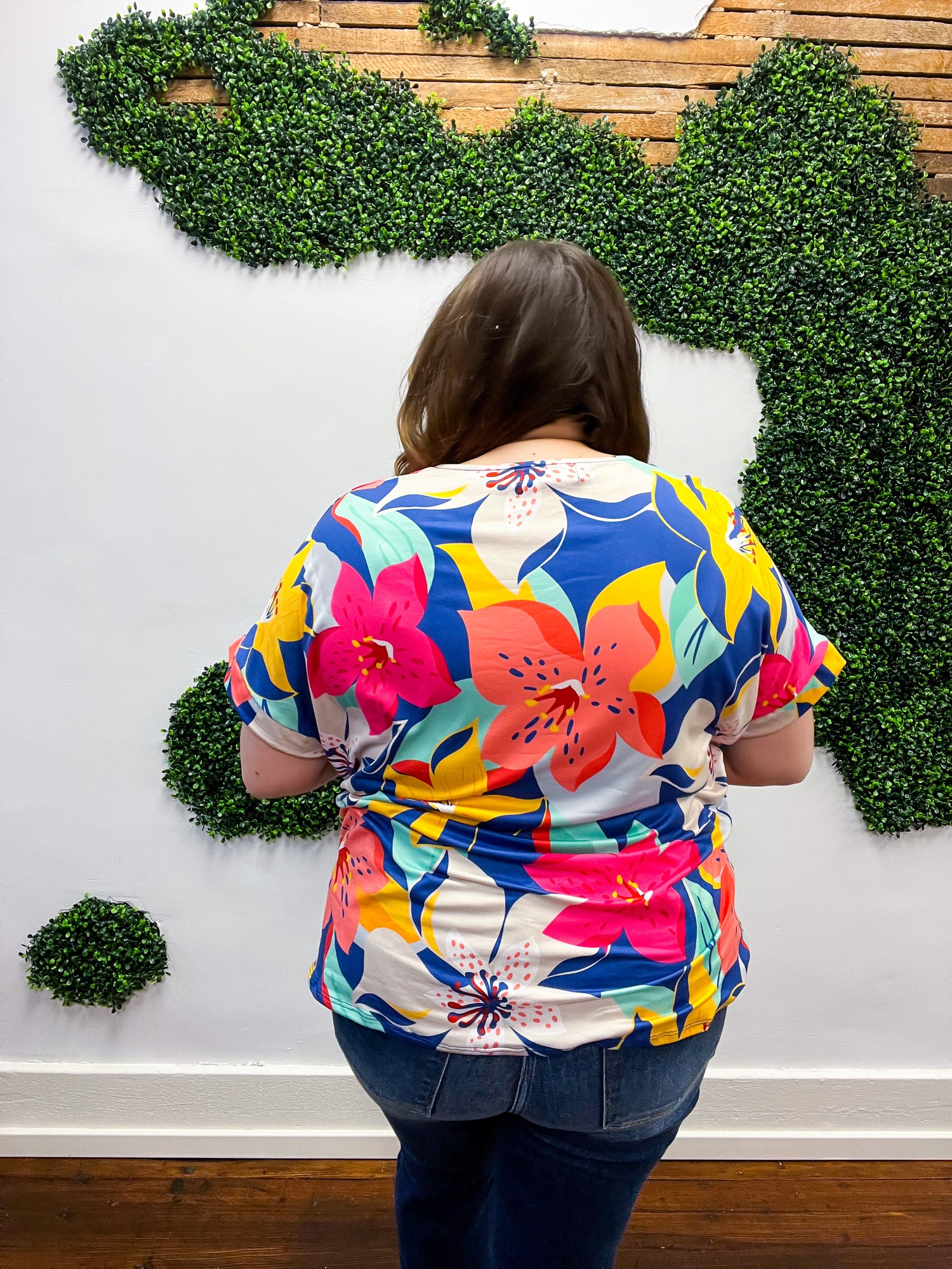 Navy &amp; Yellow Tropical Floral V Neck Top