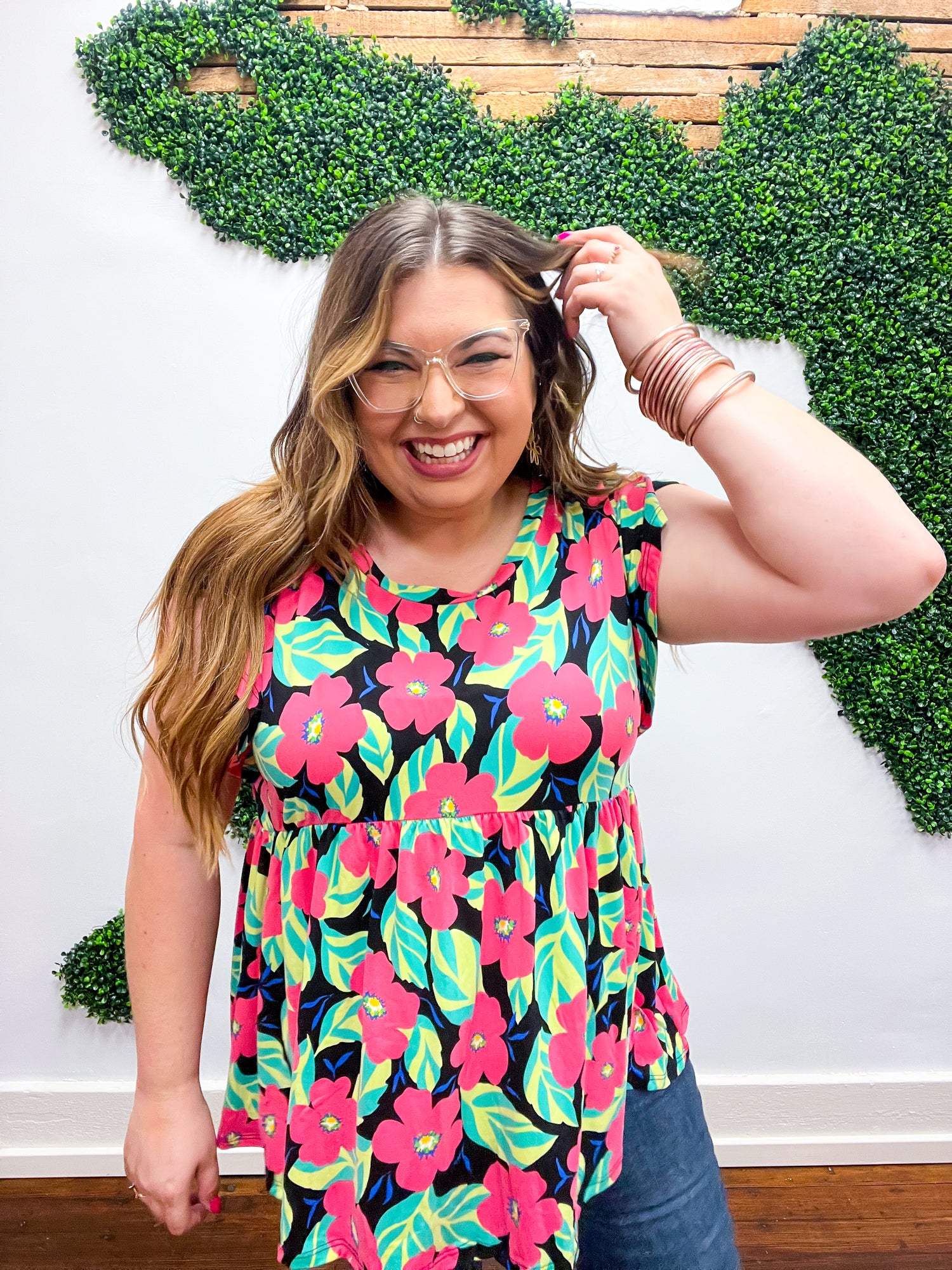 Black &amp; Pink Floral Ruffle Short Sleeve Babydoll Top