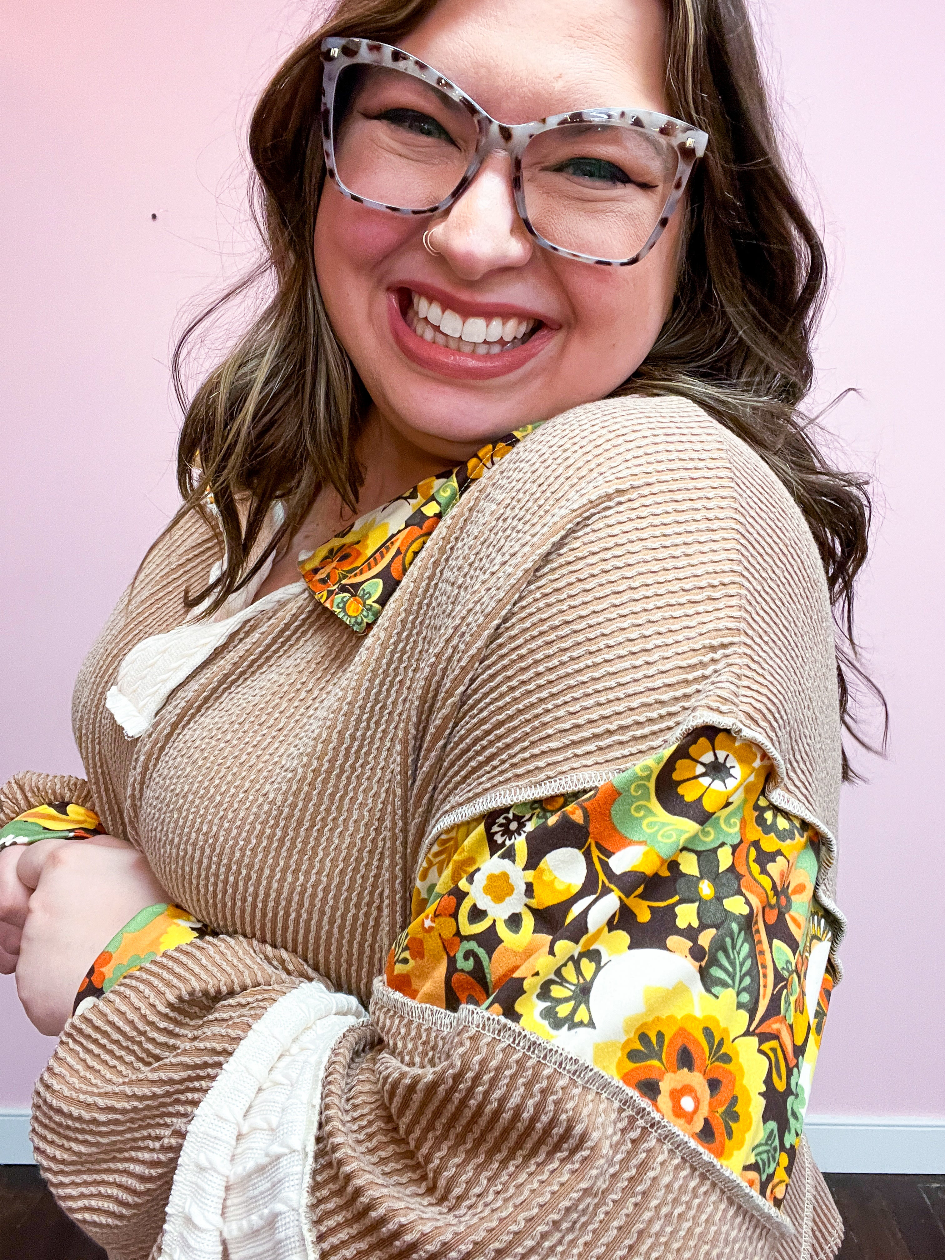 So 70's Caramel Floral Print Colorblock Notch Neck Top