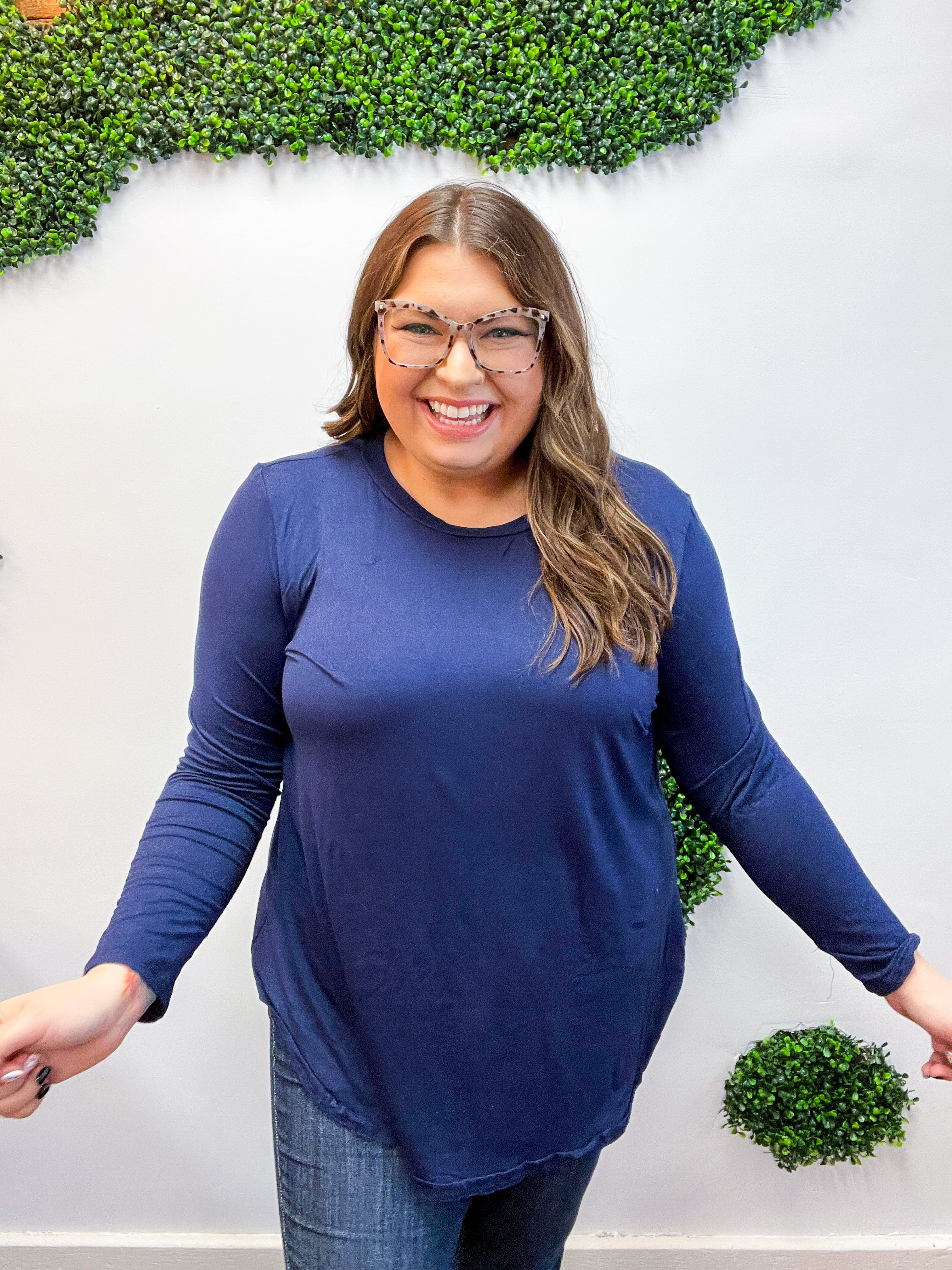 Essential Butter Soft Round Neck Long Sleeve Top - Navy *FINAL SALE*
