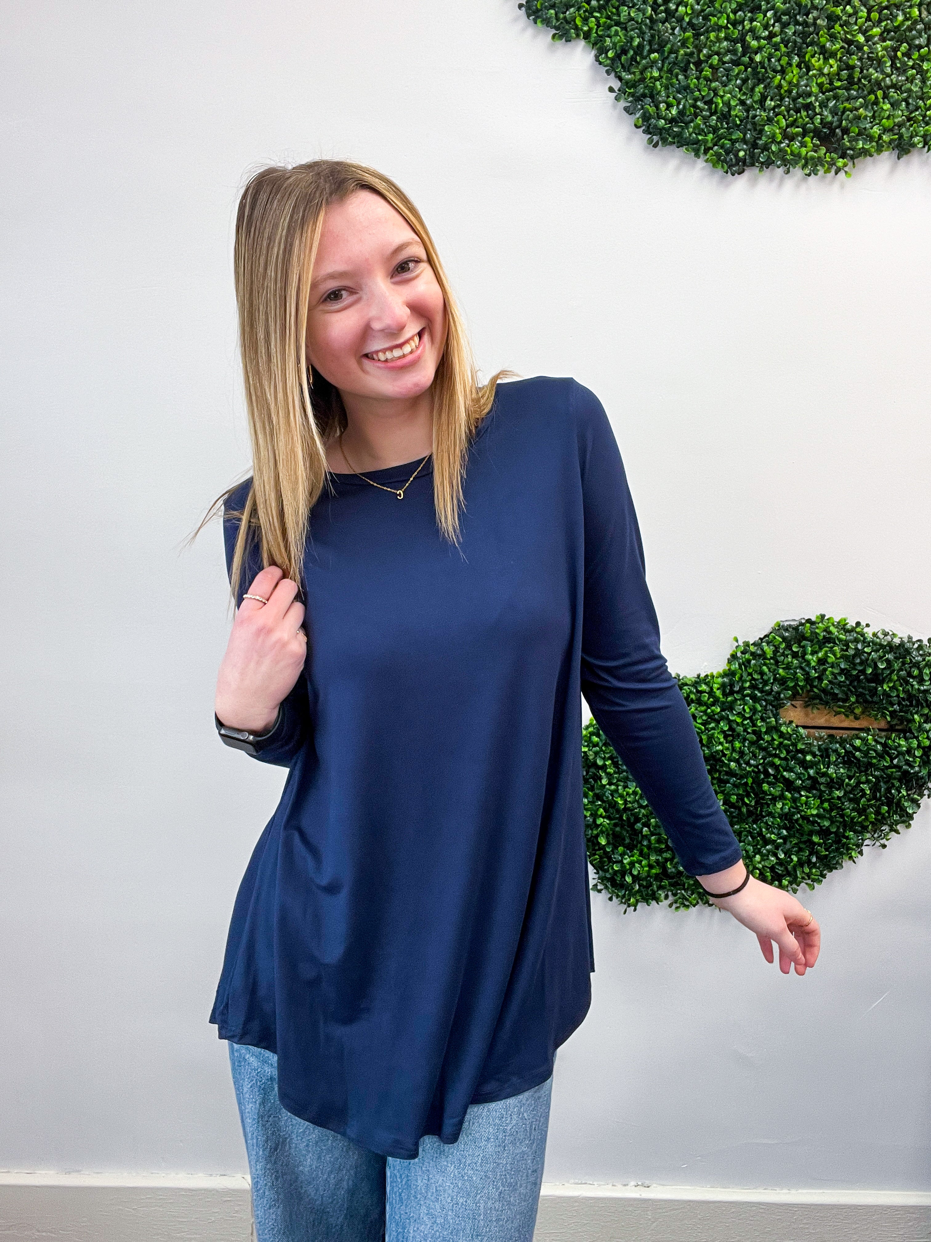 Essential Butter Soft Round Neck Long Sleeve Top - Navy *FINAL SALE*