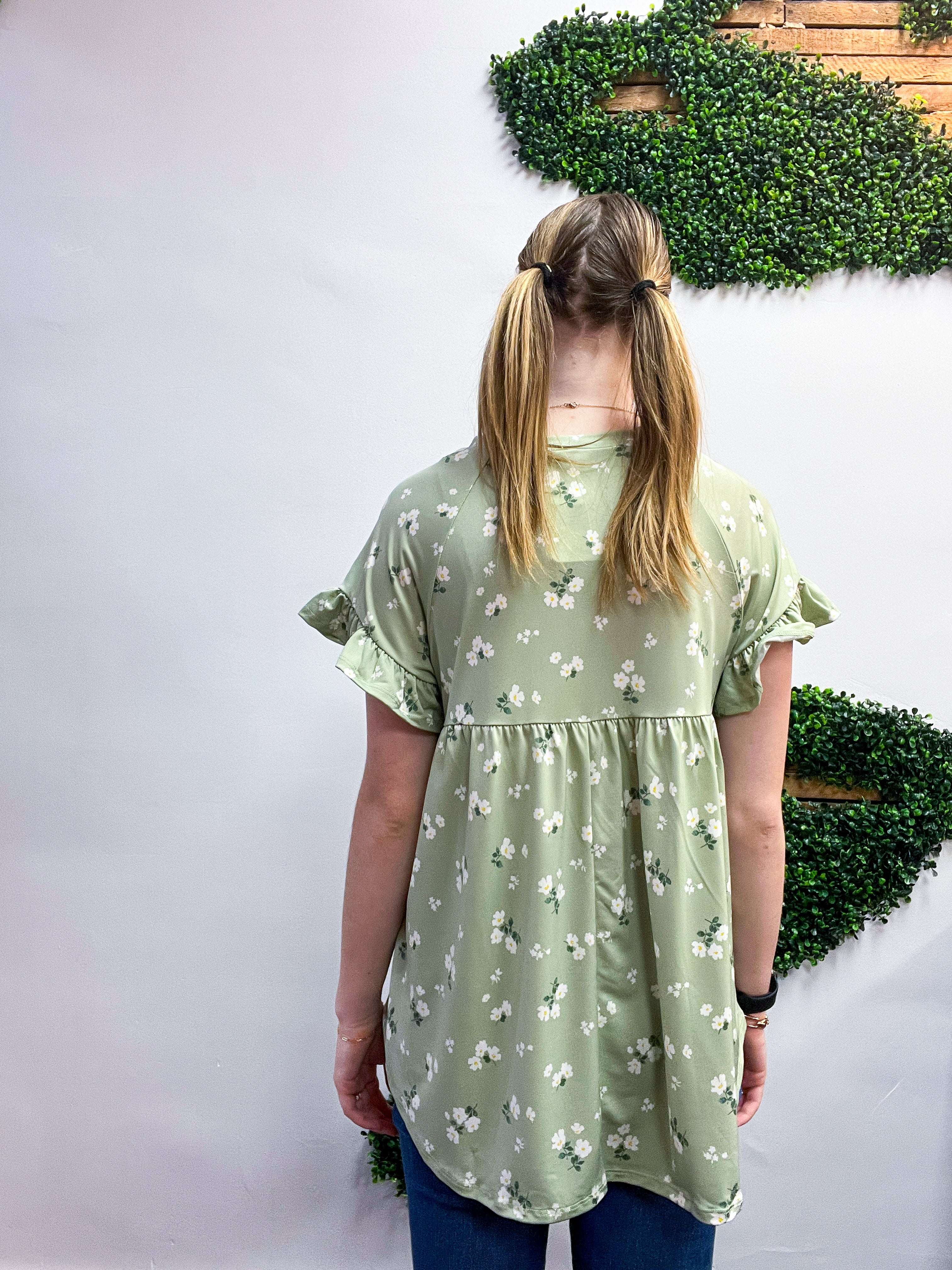 Spring Meadow Blooms Top in Sage