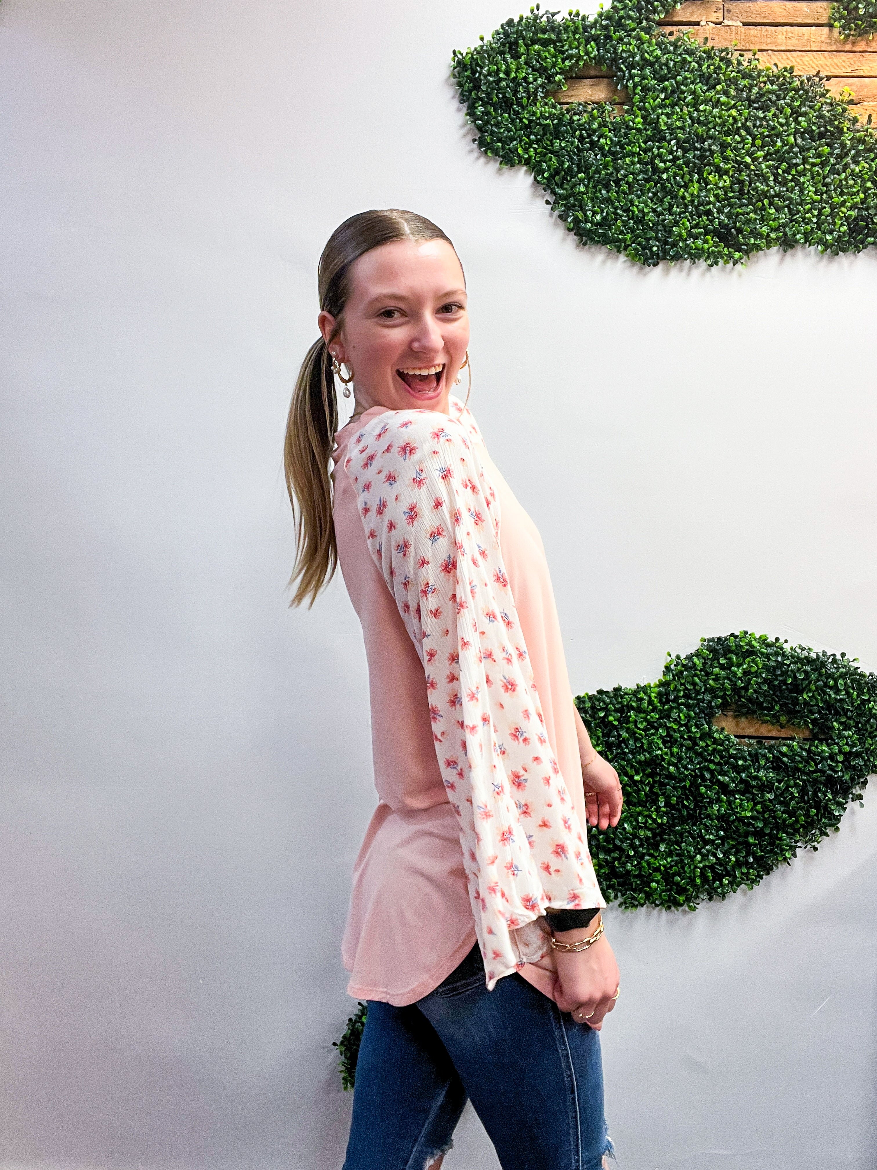 Daisy Dream Raglan Top in Pink