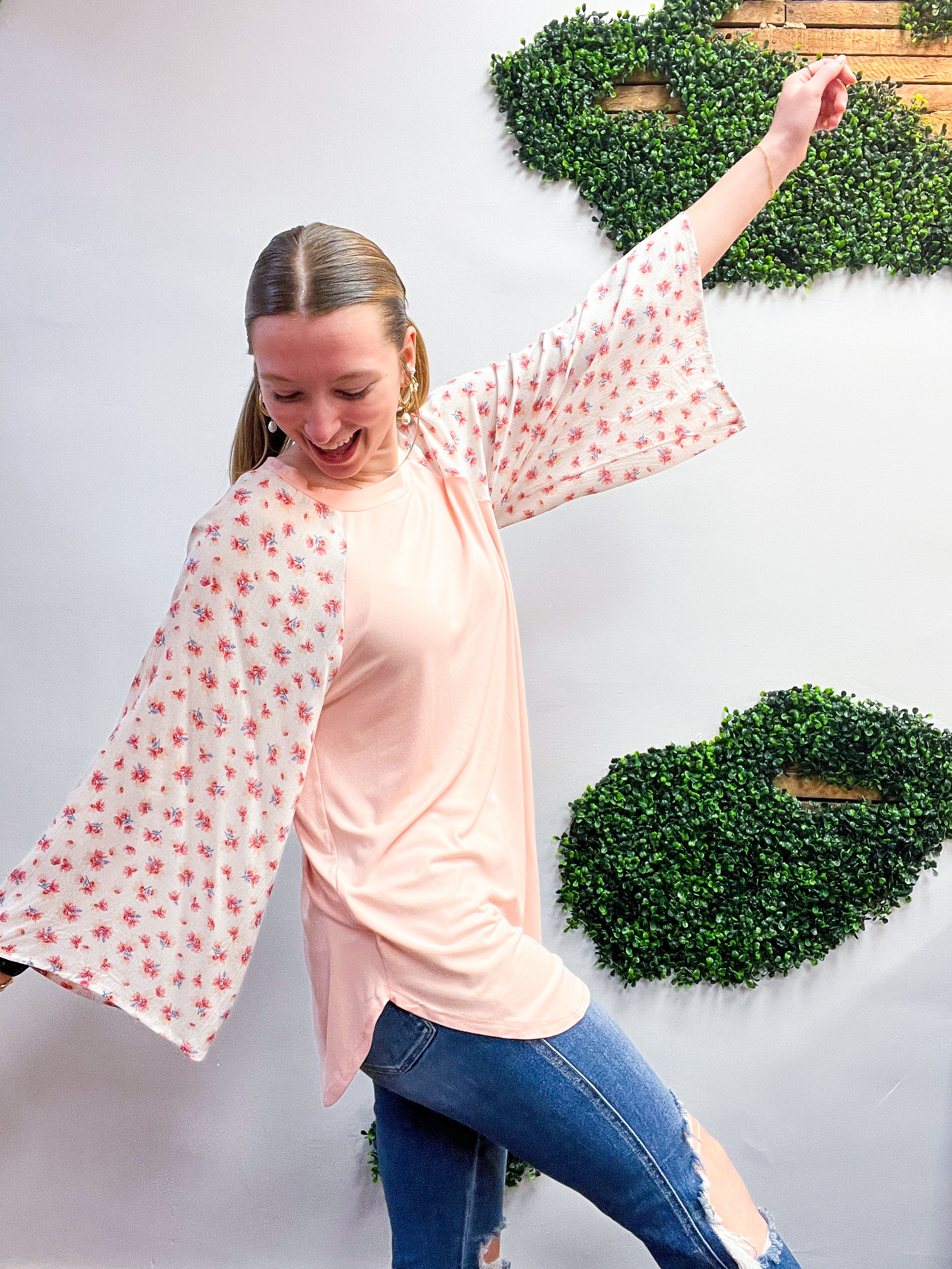 Daisy Dream Raglan Top in Pink