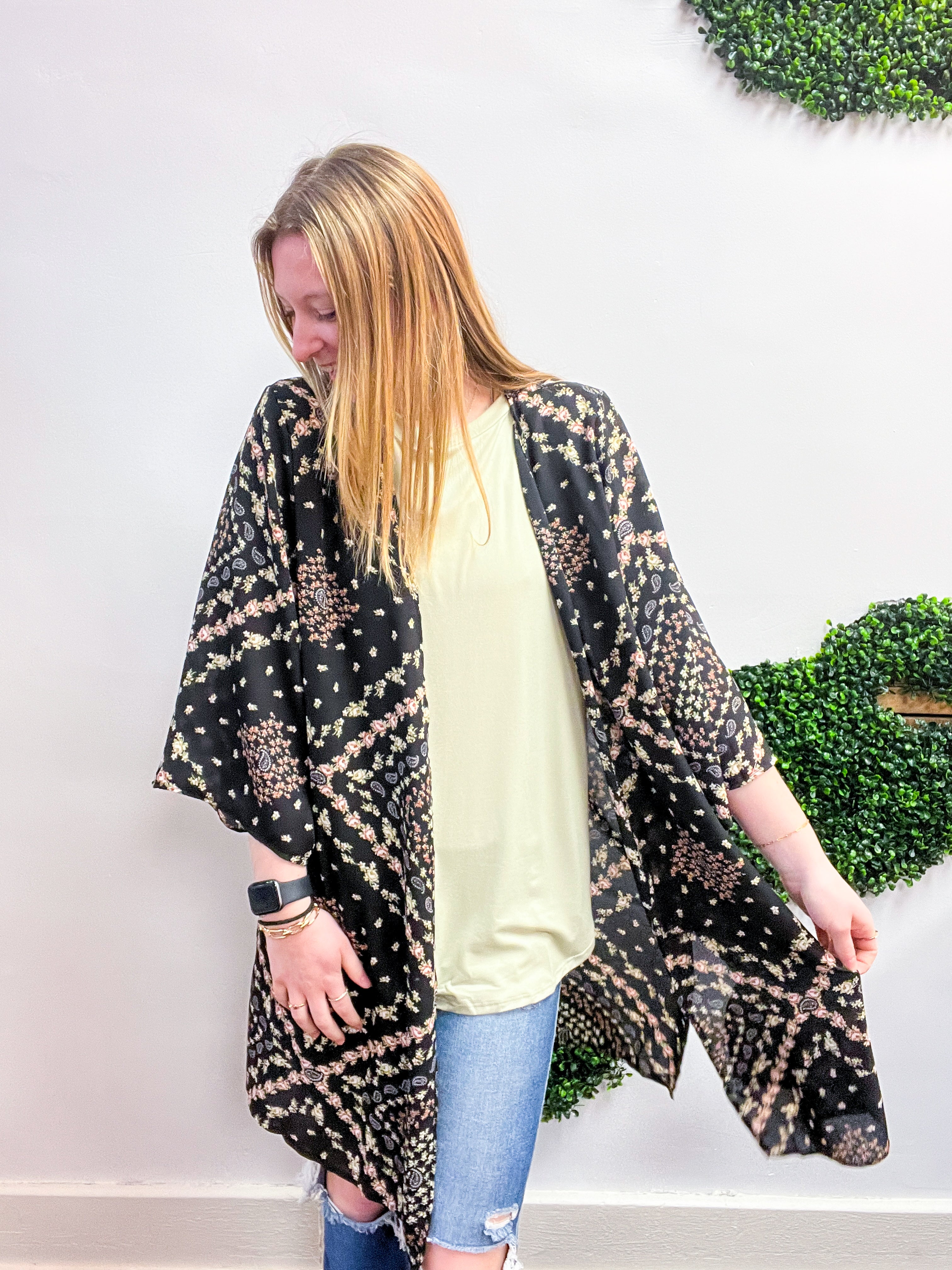 Country Charm Kimono in Black