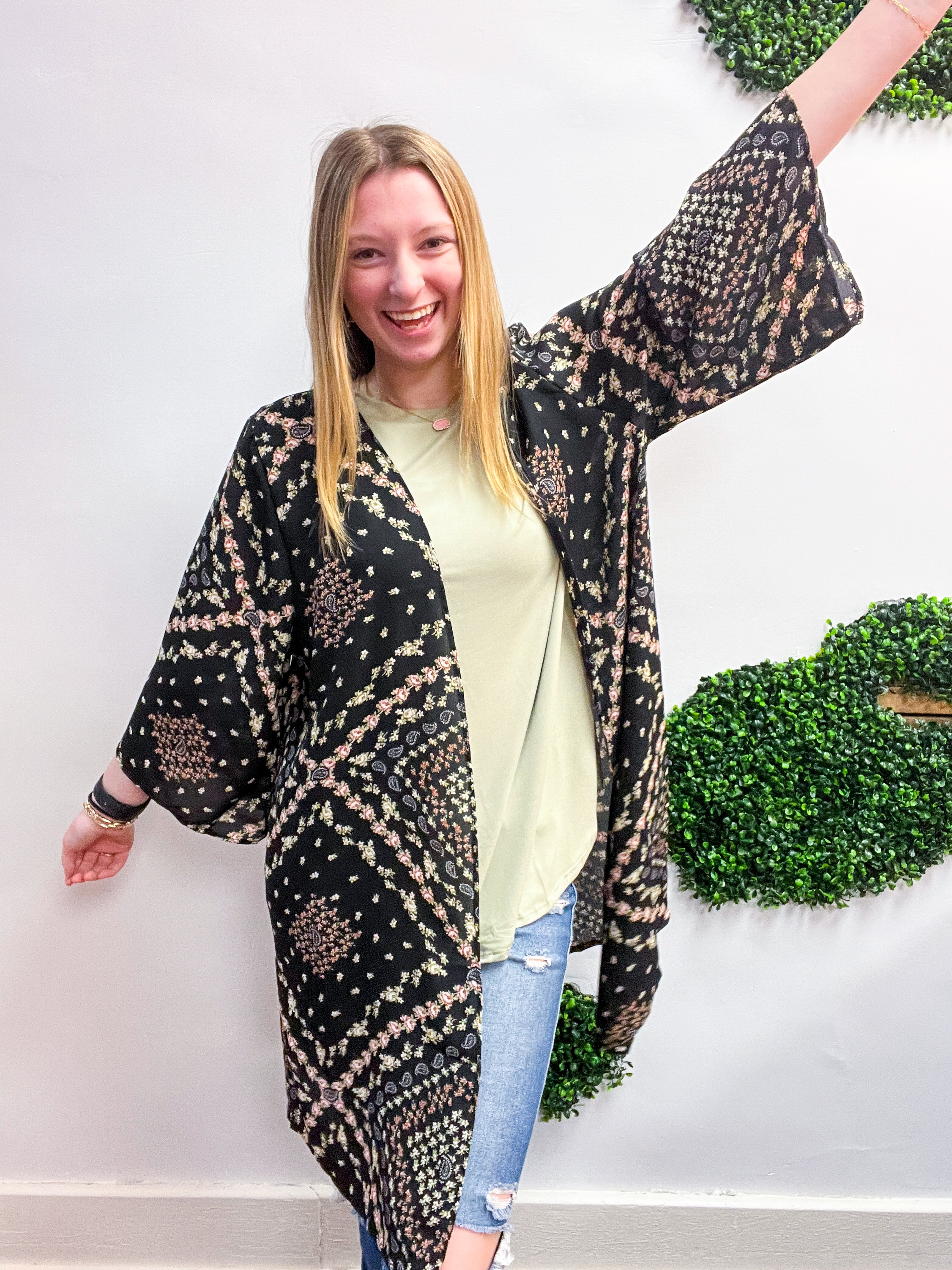 Country Charm Kimono in Black