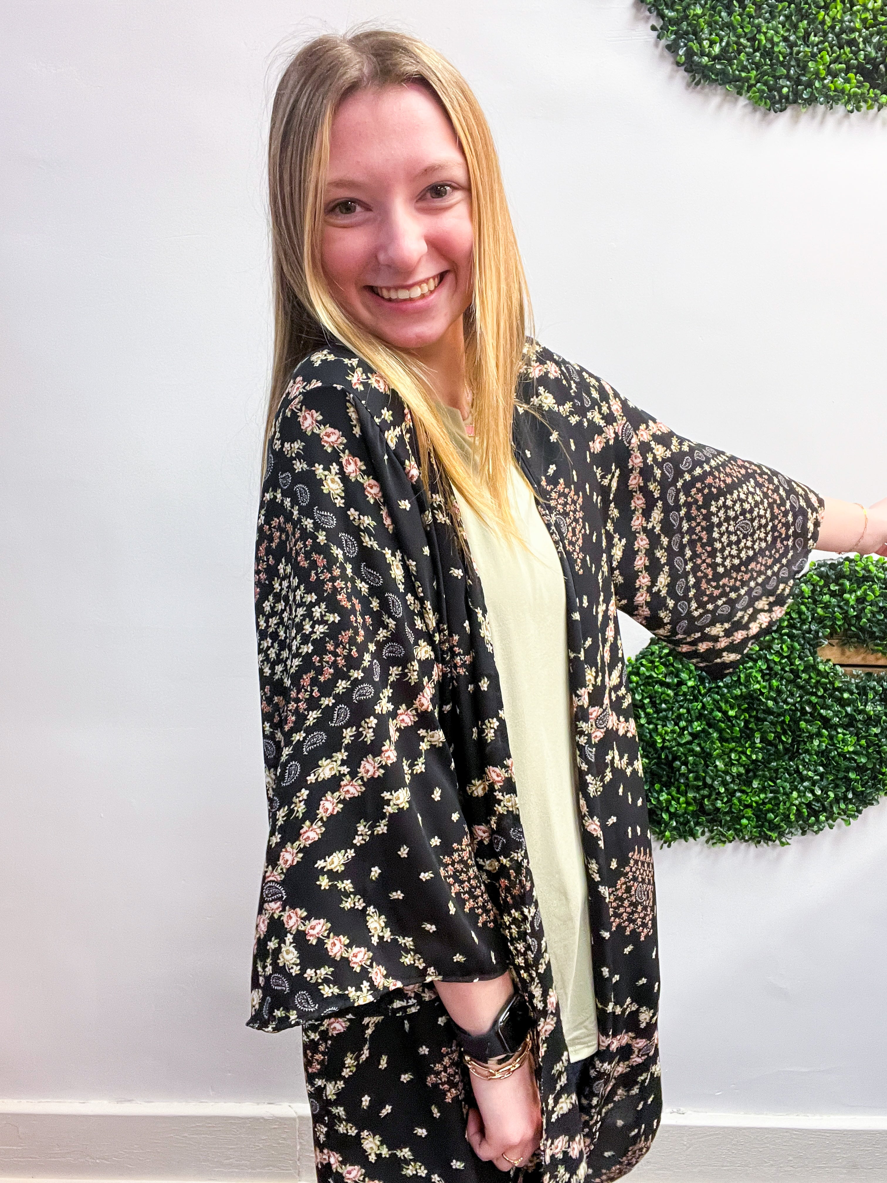 Country Charm Kimono in Black