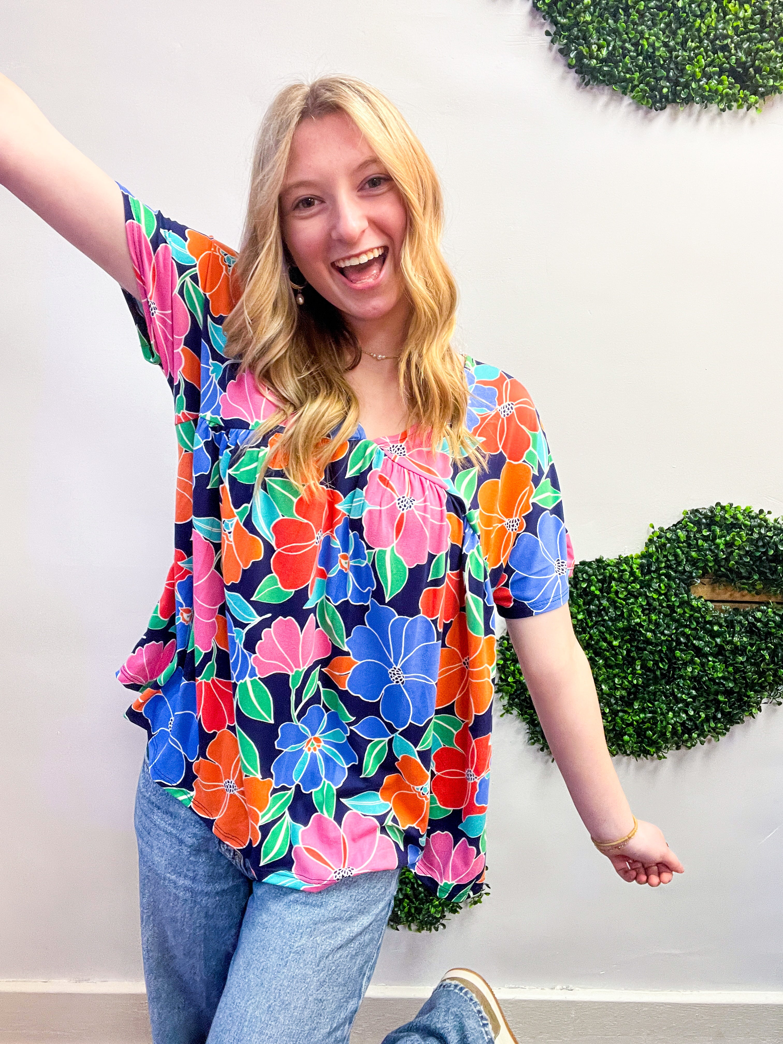 Bright Side Blooms Top in Navy