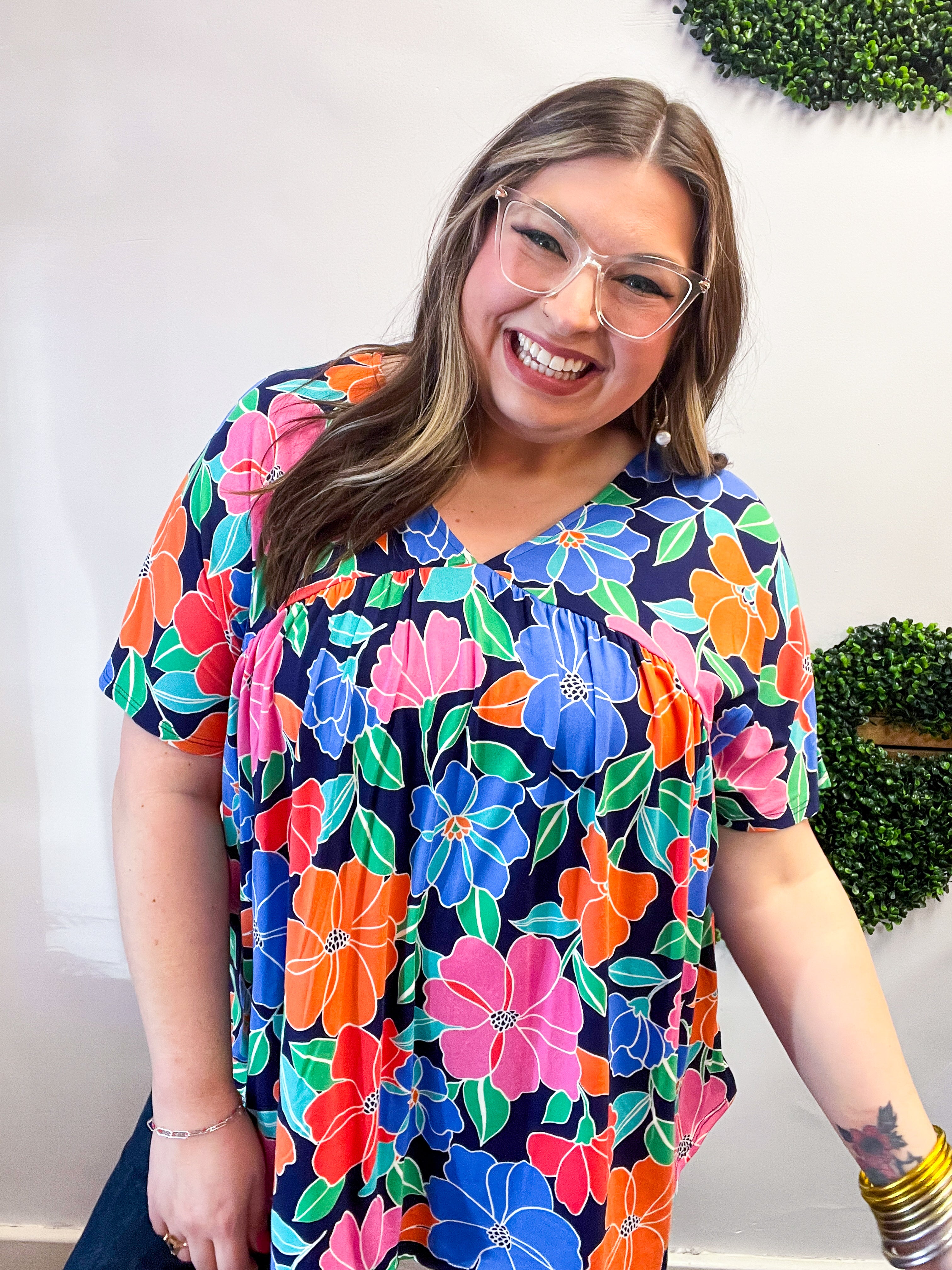 Bright Side Blooms Top in Navy