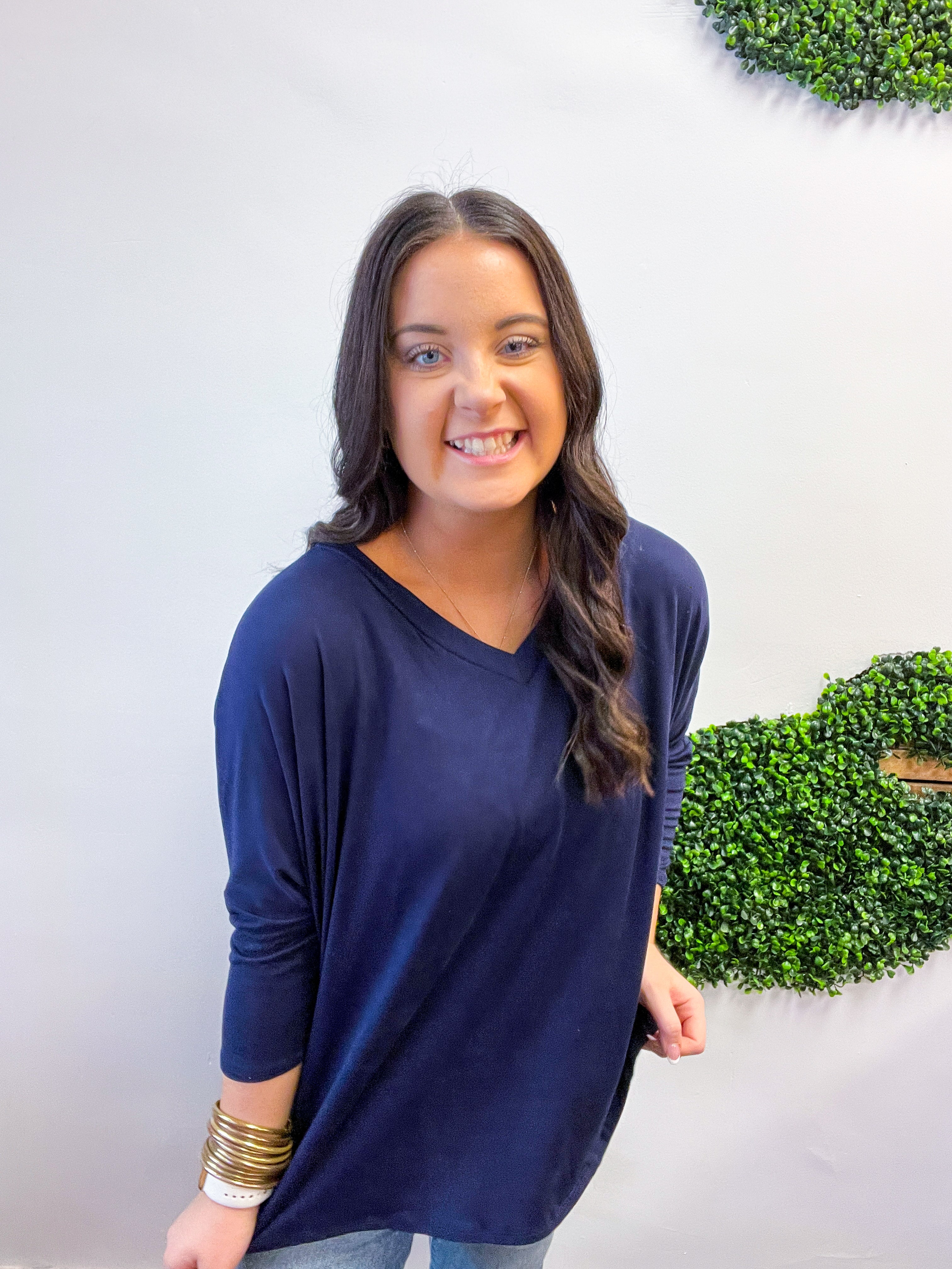 Butter Soft Free Flow 3/4 Sleeve Top in Navy