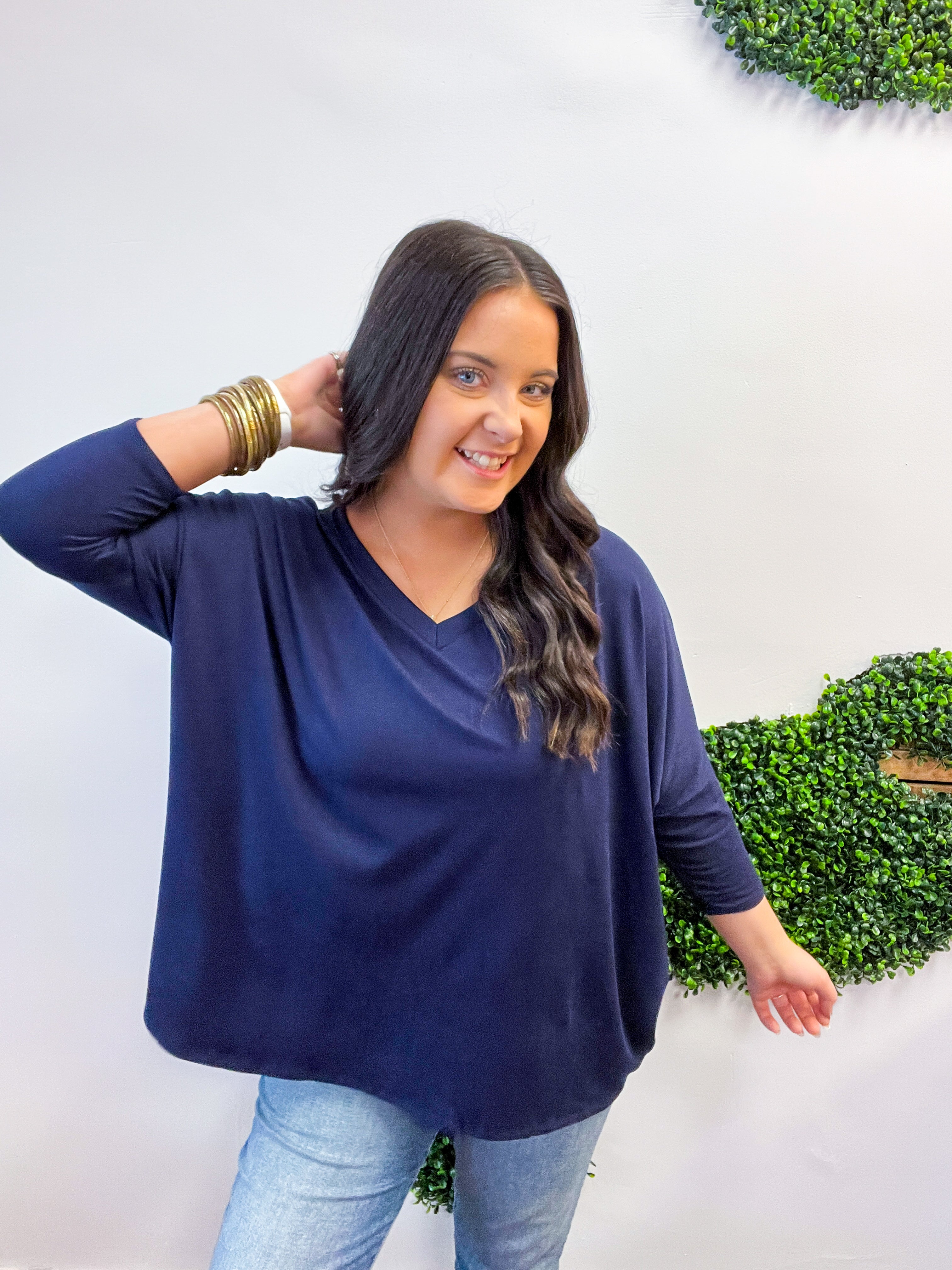 Butter Soft Free Flow 3/4 Sleeve Top in Navy