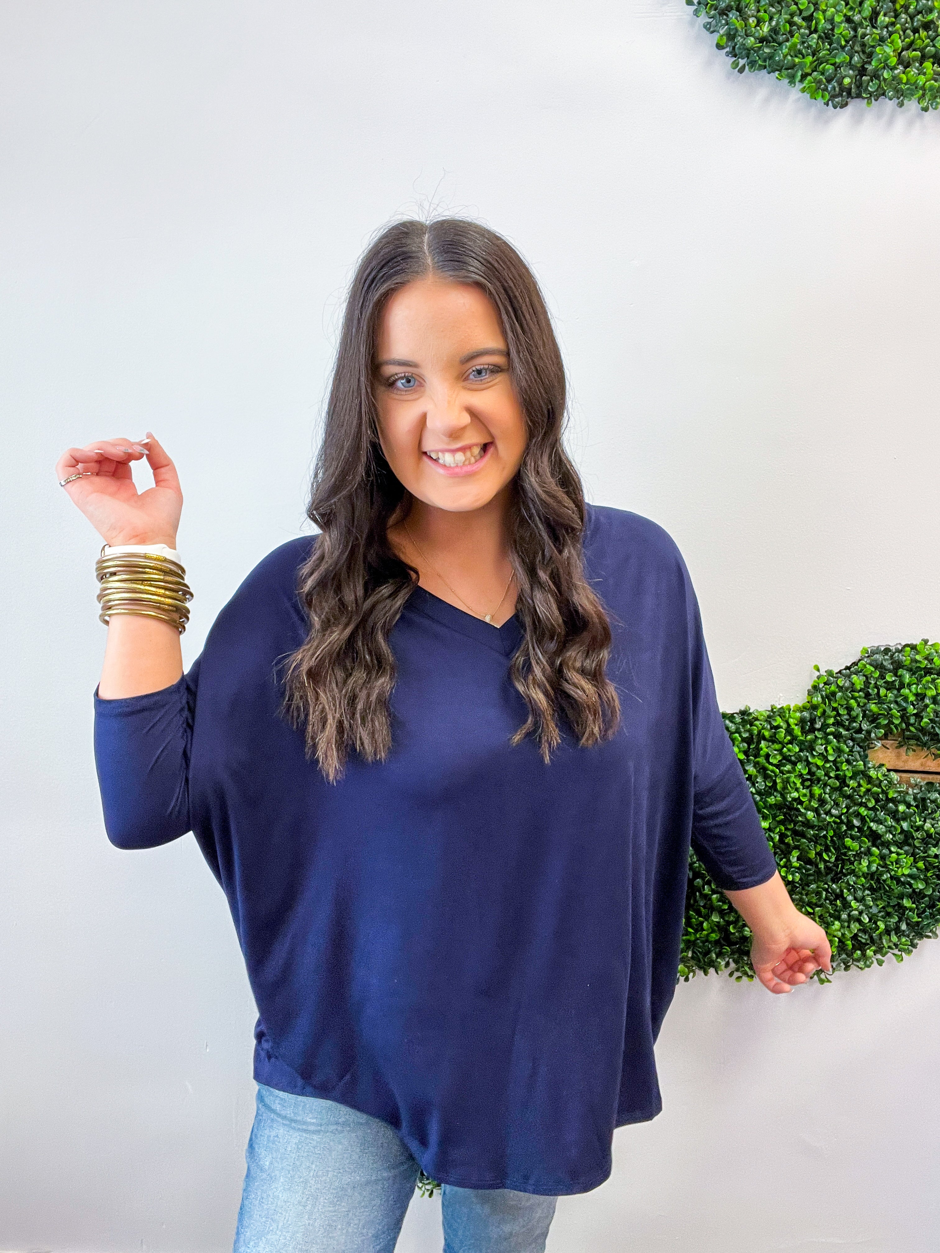 Butter Soft Free Flow 3/4 Sleeve Top in Navy