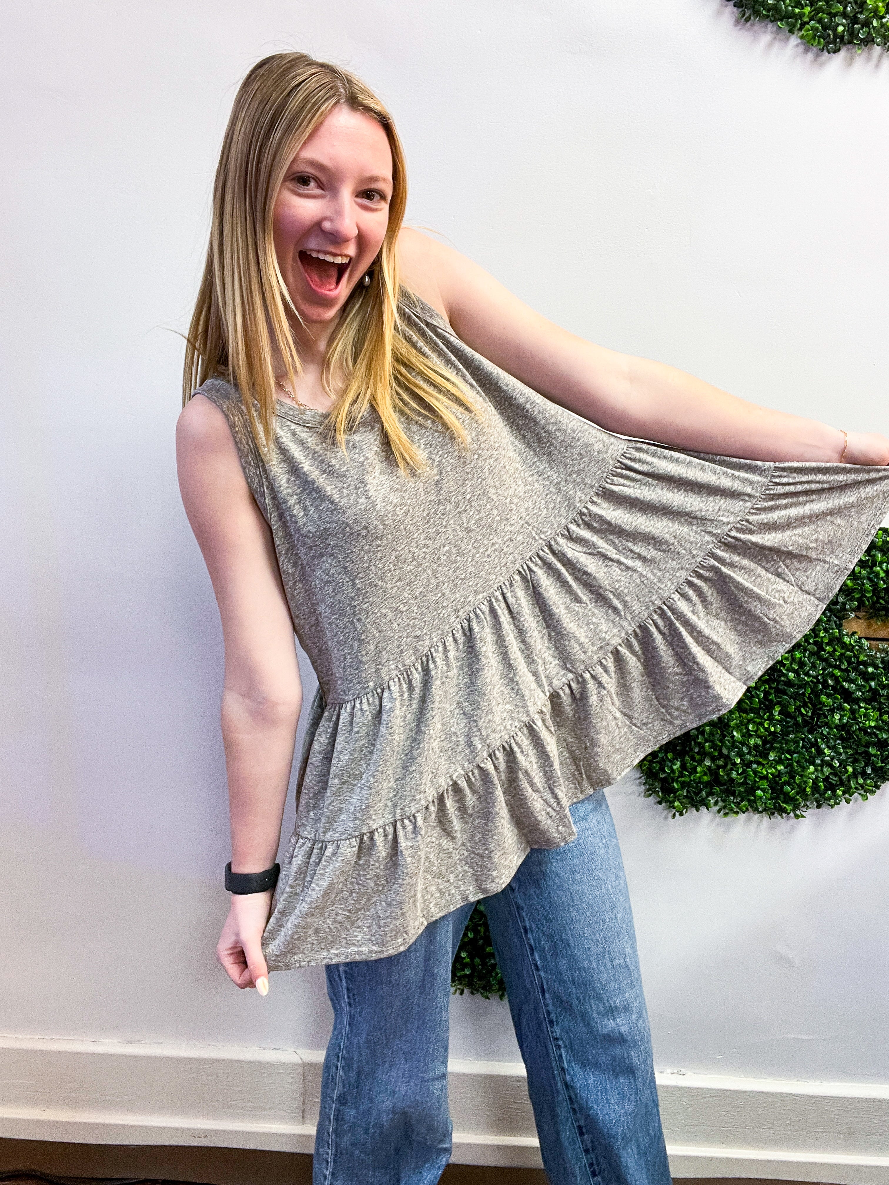 Tiered to Go Tank in Charcoal