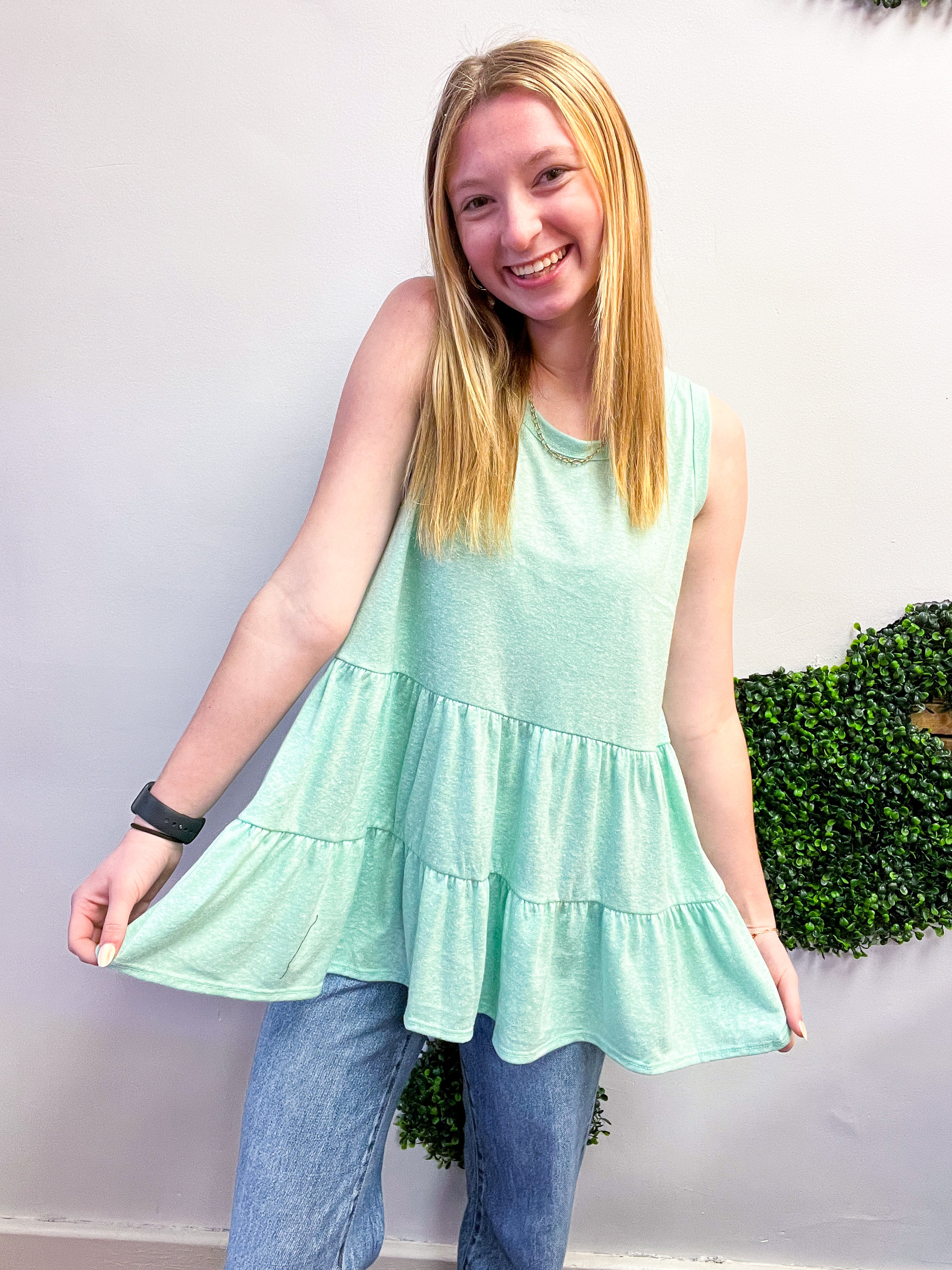 Tiered to Go Tank in Mint