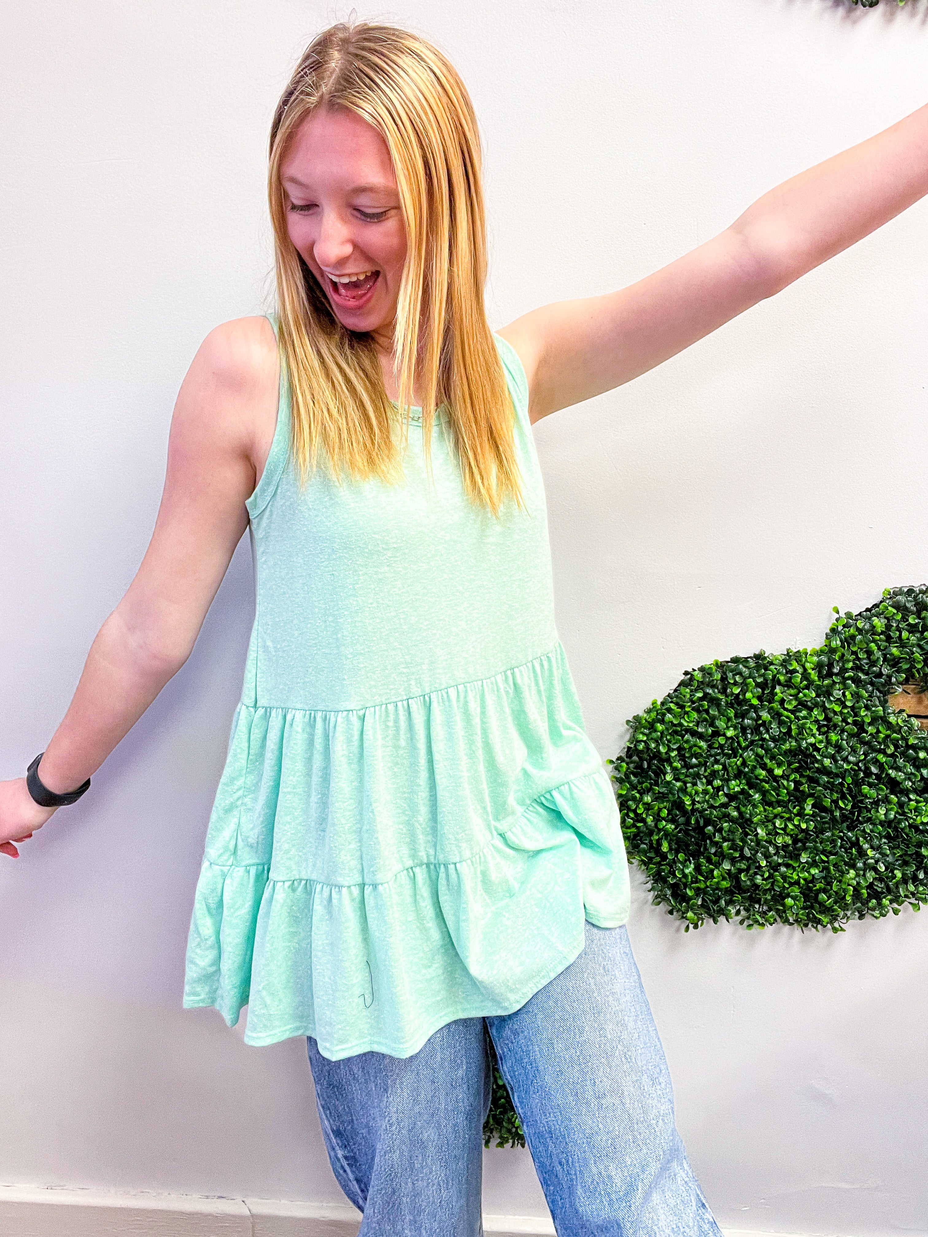 Tiered to Go Tank in Mint