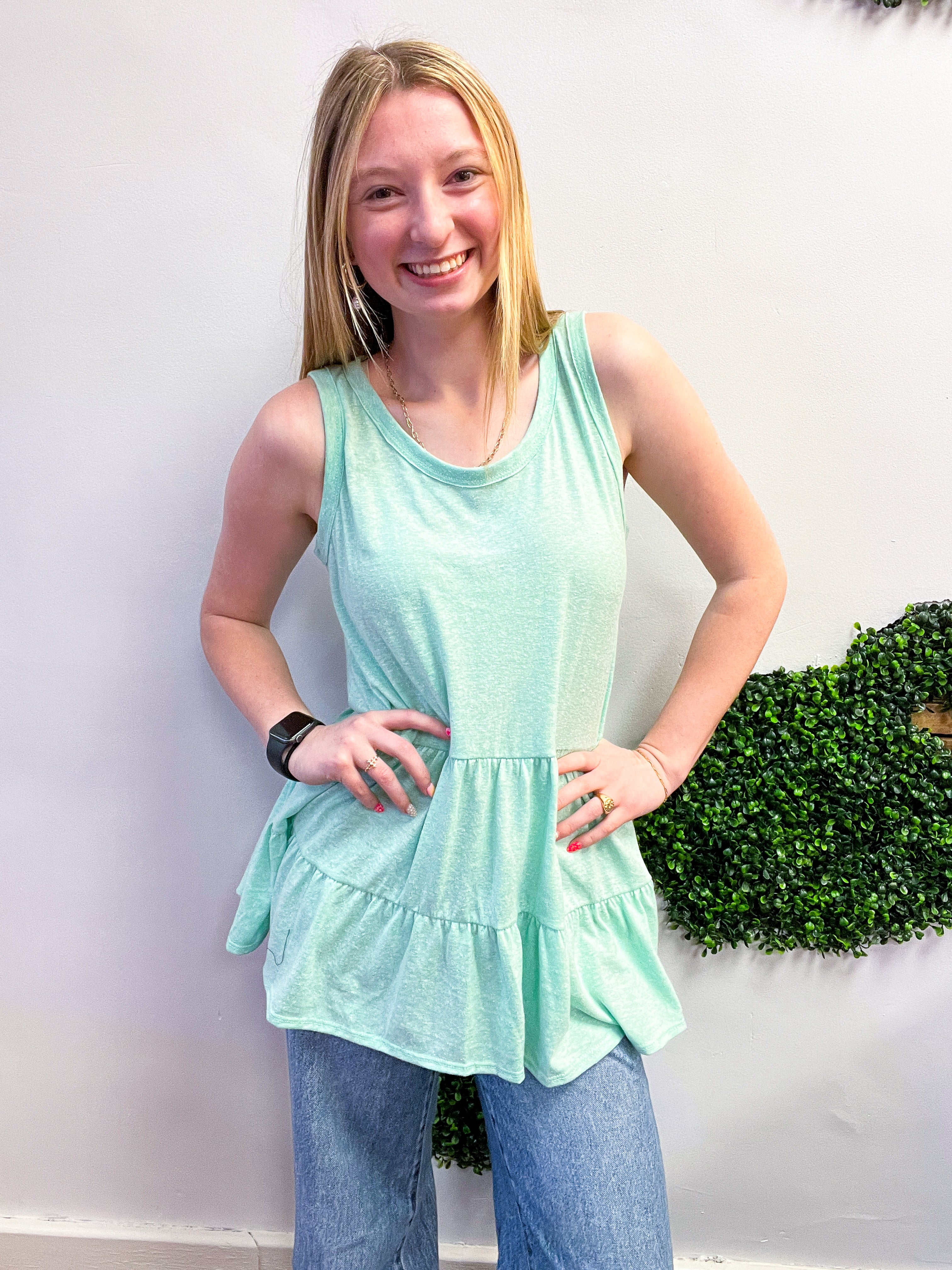 Tiered to Go Tank in Mint