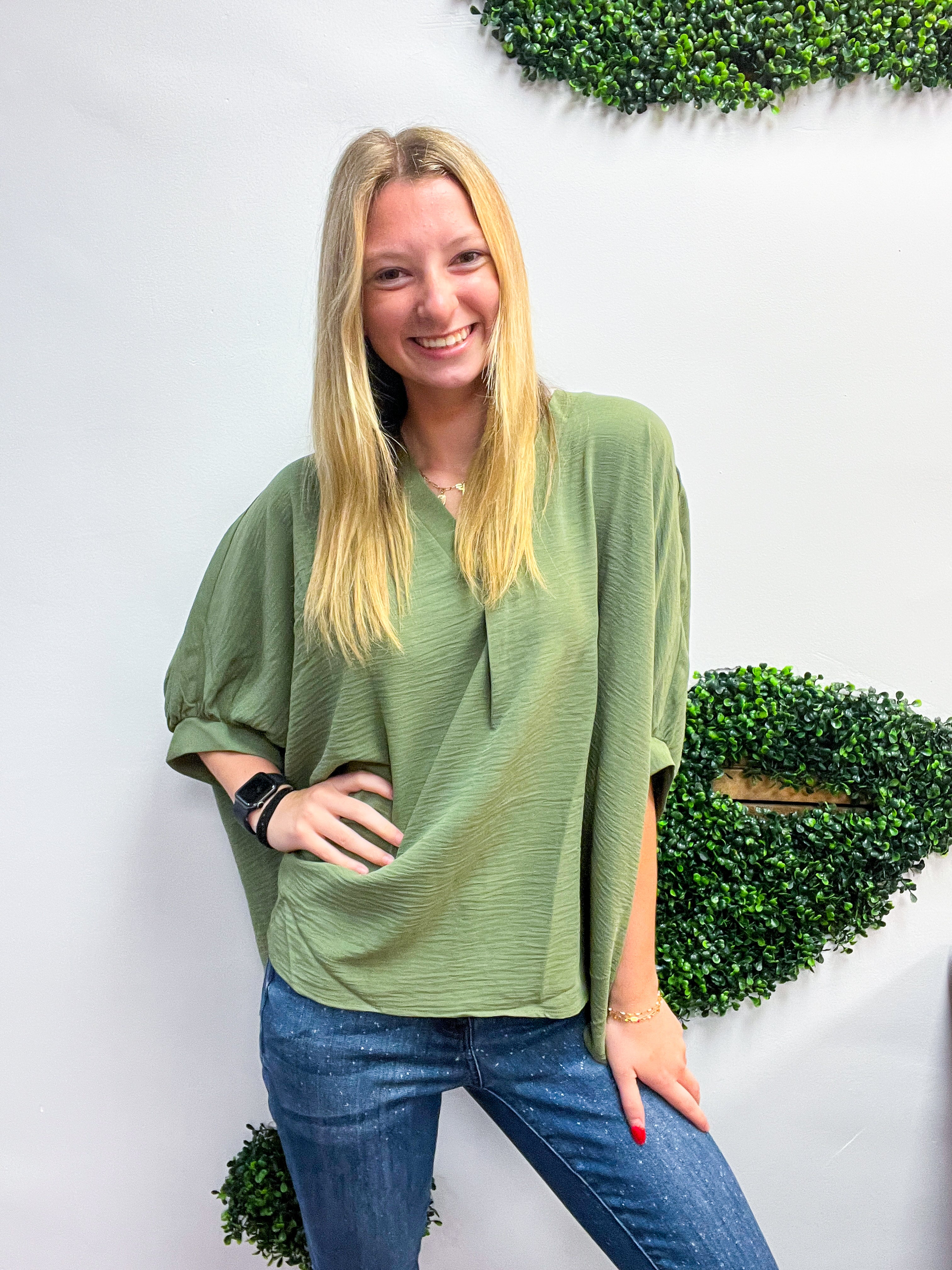 Off the Cuff Air Flow Half Sleeve Top - Olive