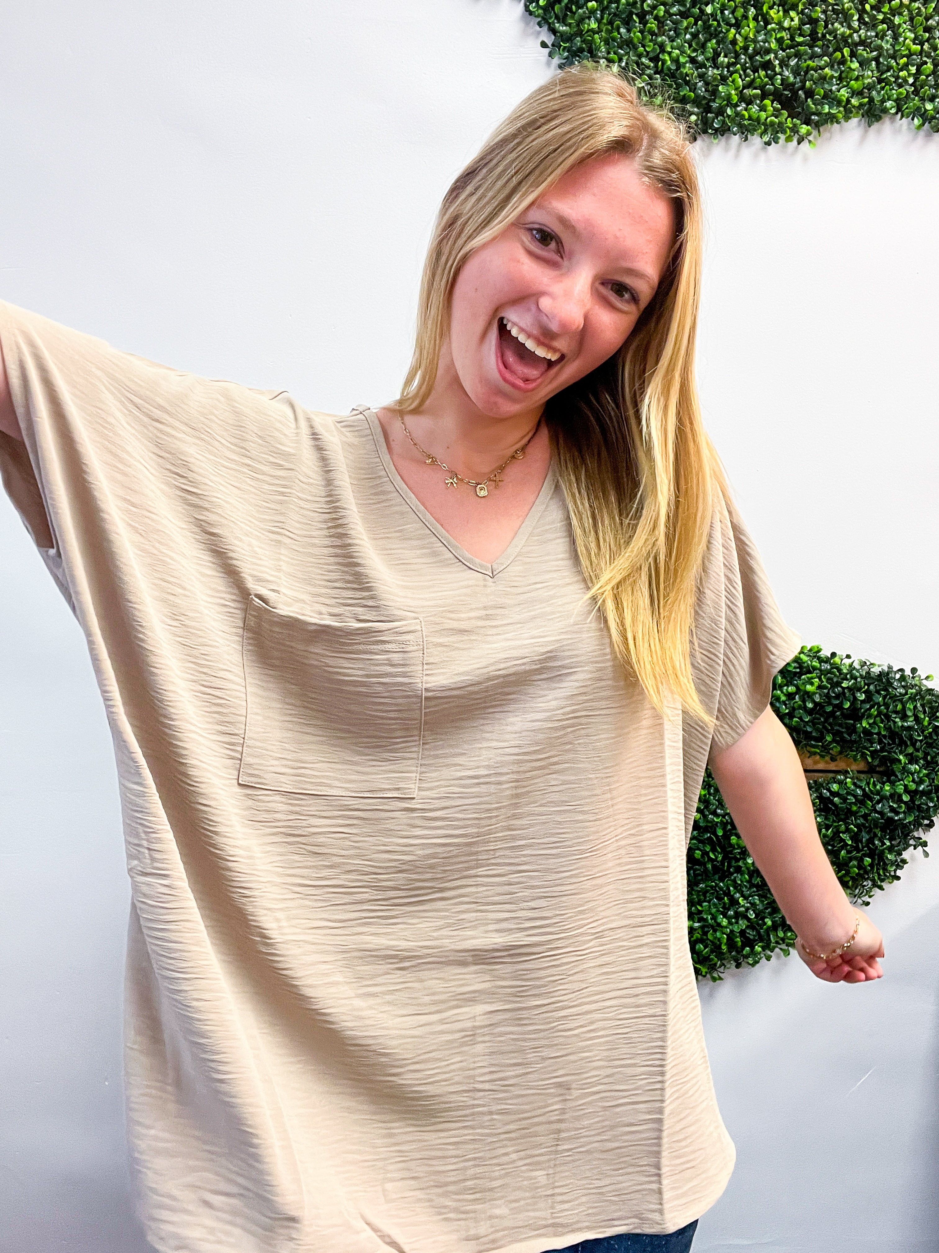 The Everyday Flow Air Flow Dolman Top - Light Mocha