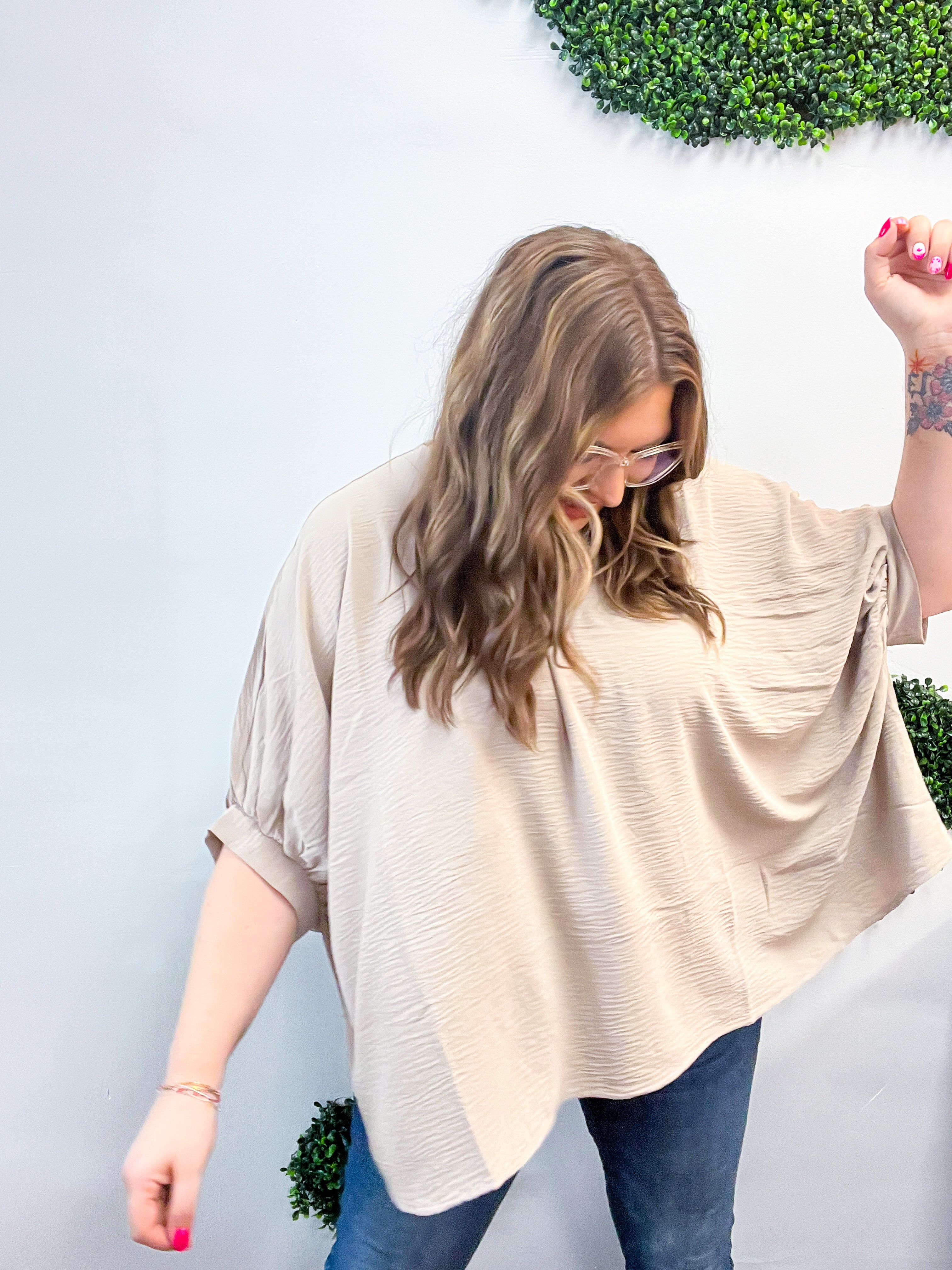 Off the Cuff Air Flow Half Sleeve Top - Ash Mocha