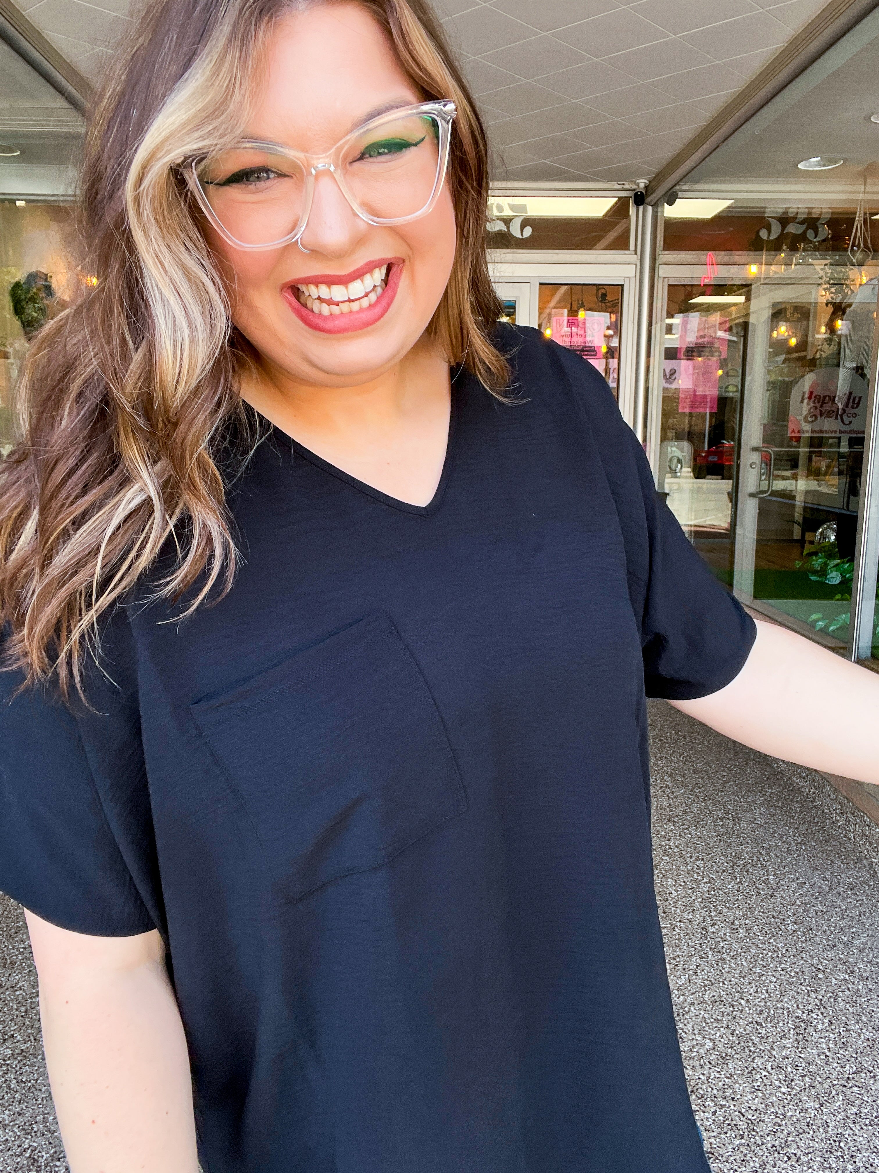 The Everyday Flow Air Flow Dolman Top - Black