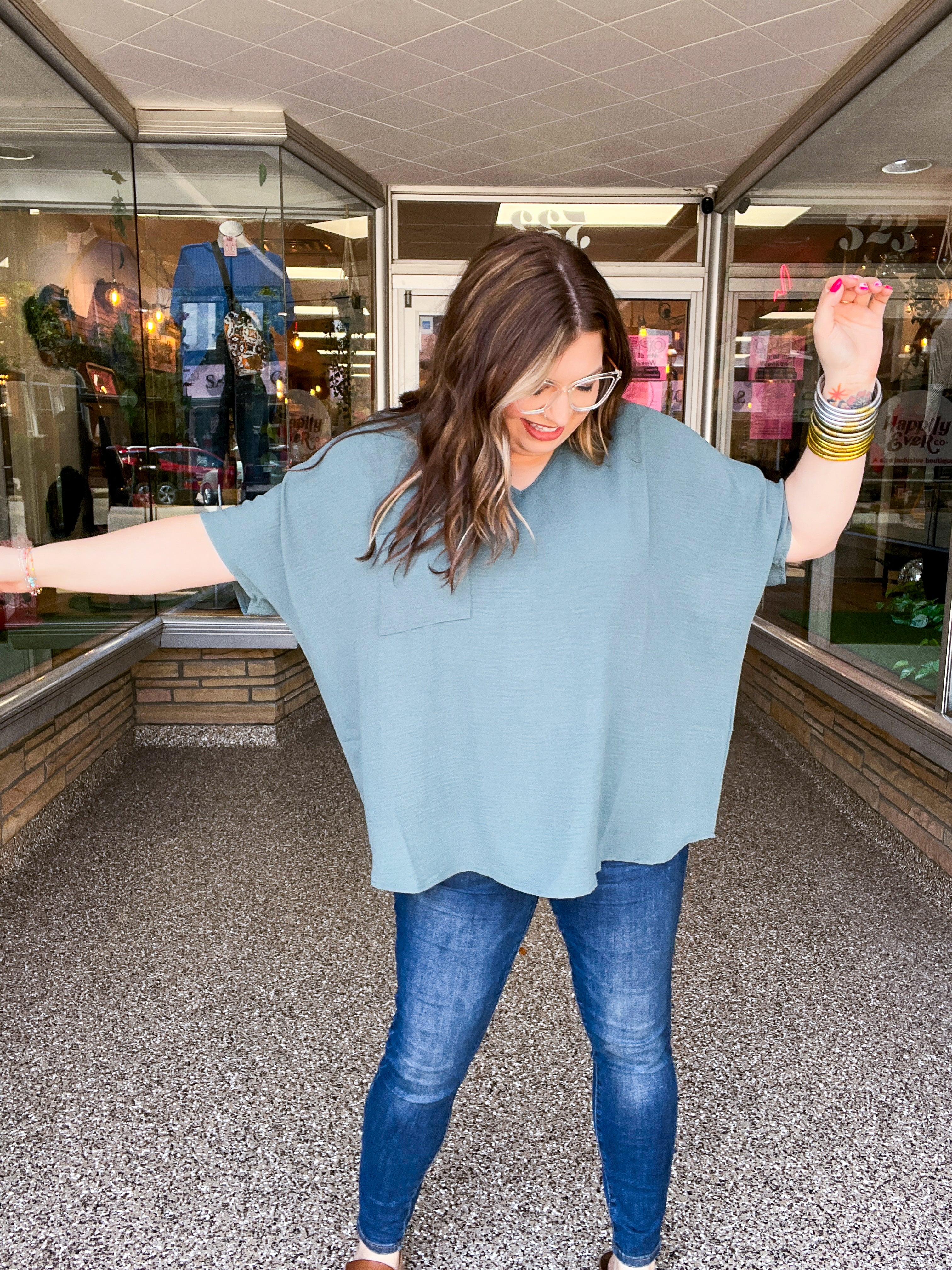 The Everyday Flow Air Flow Dolman Top - Jade