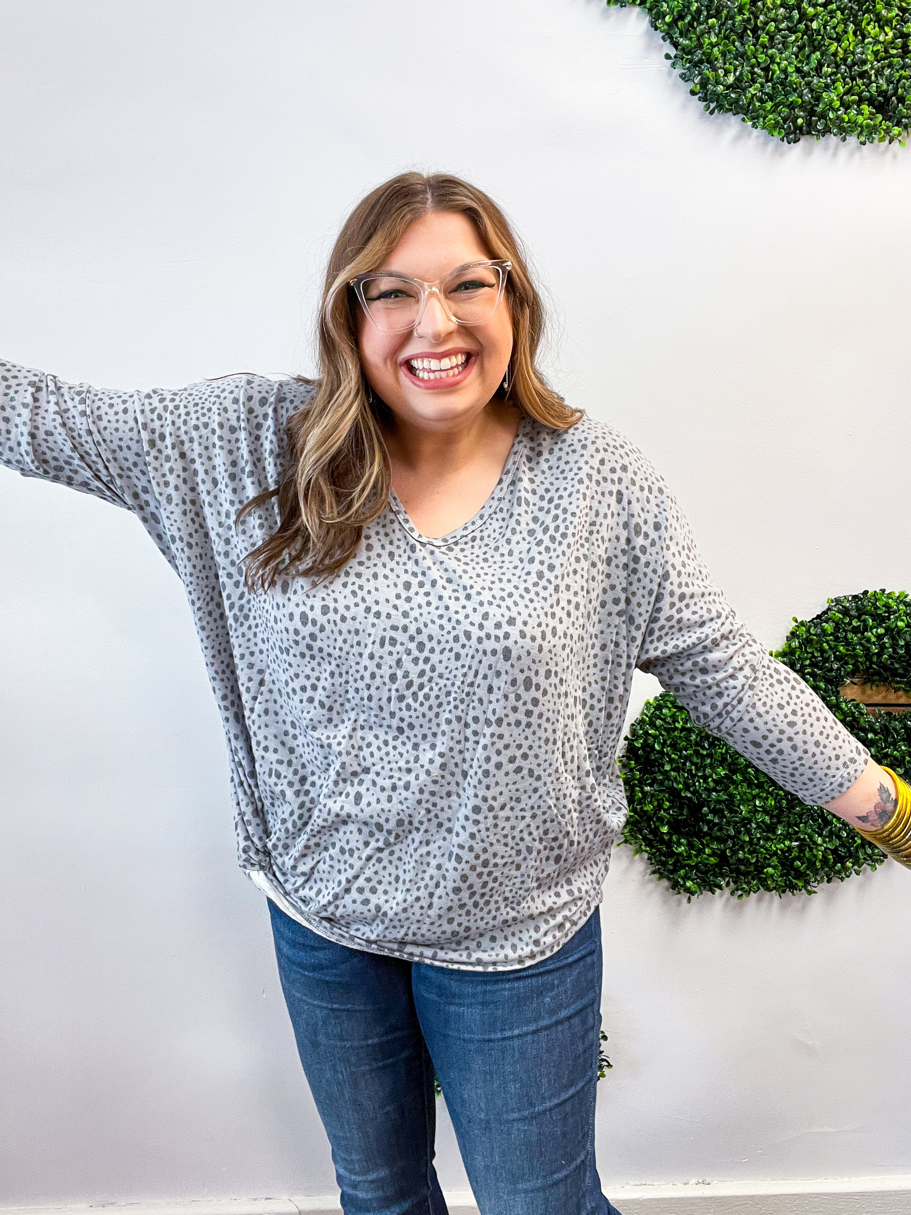 Spotted & Knotted Top in Grey