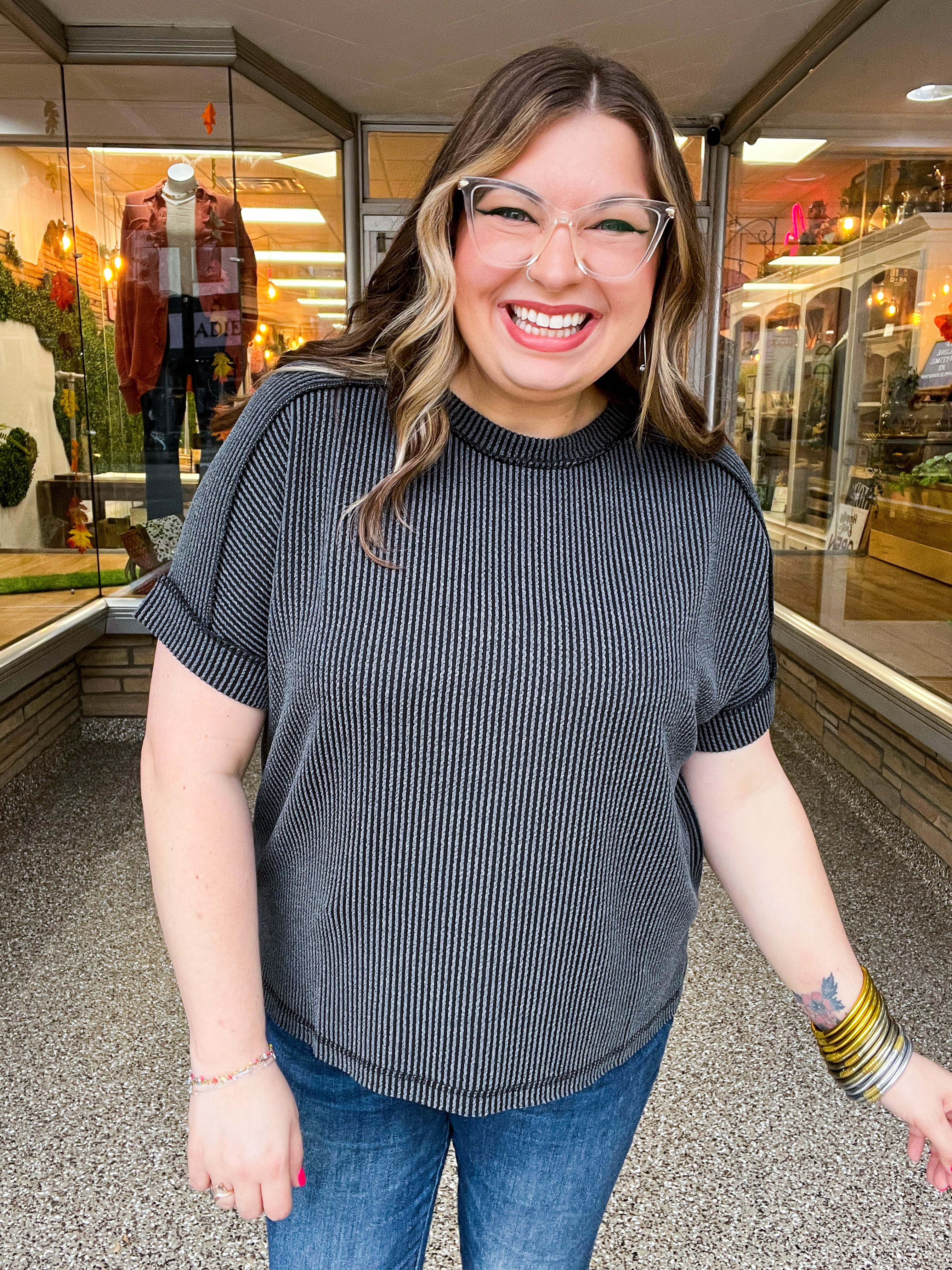 The Textured Take Raised Rib Short Sleeve Top in Charcoal