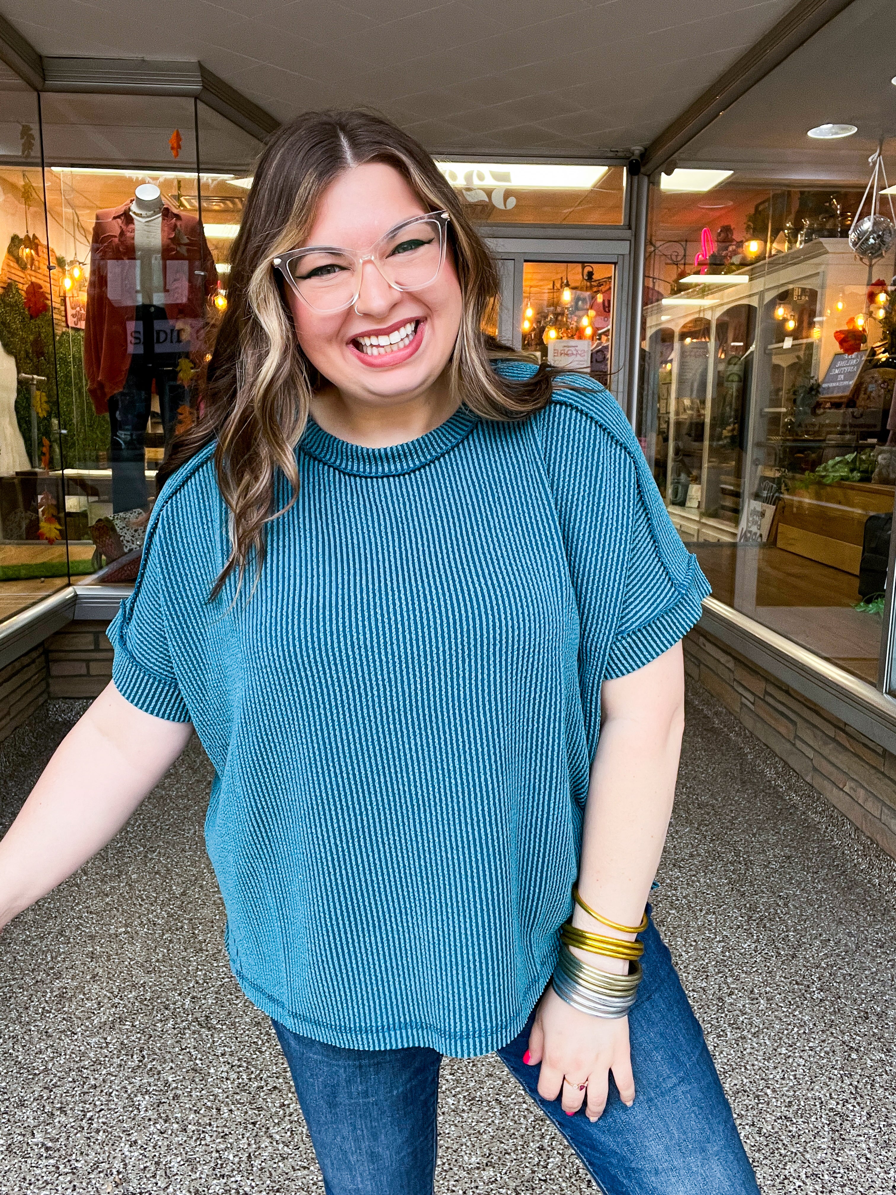 The Textured Take Raised Rib Short Sleeve Top in Teal