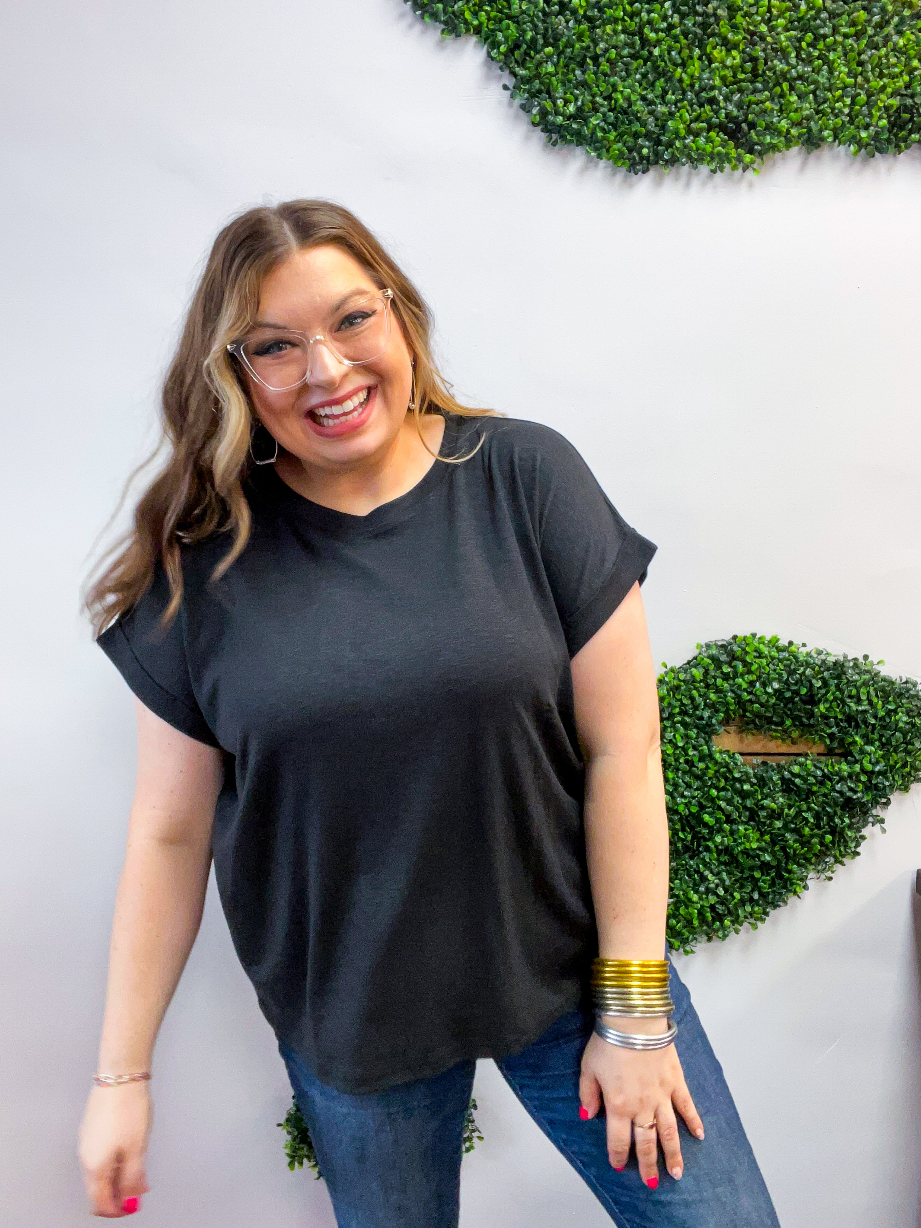 The Everyday Favorite Top in Black