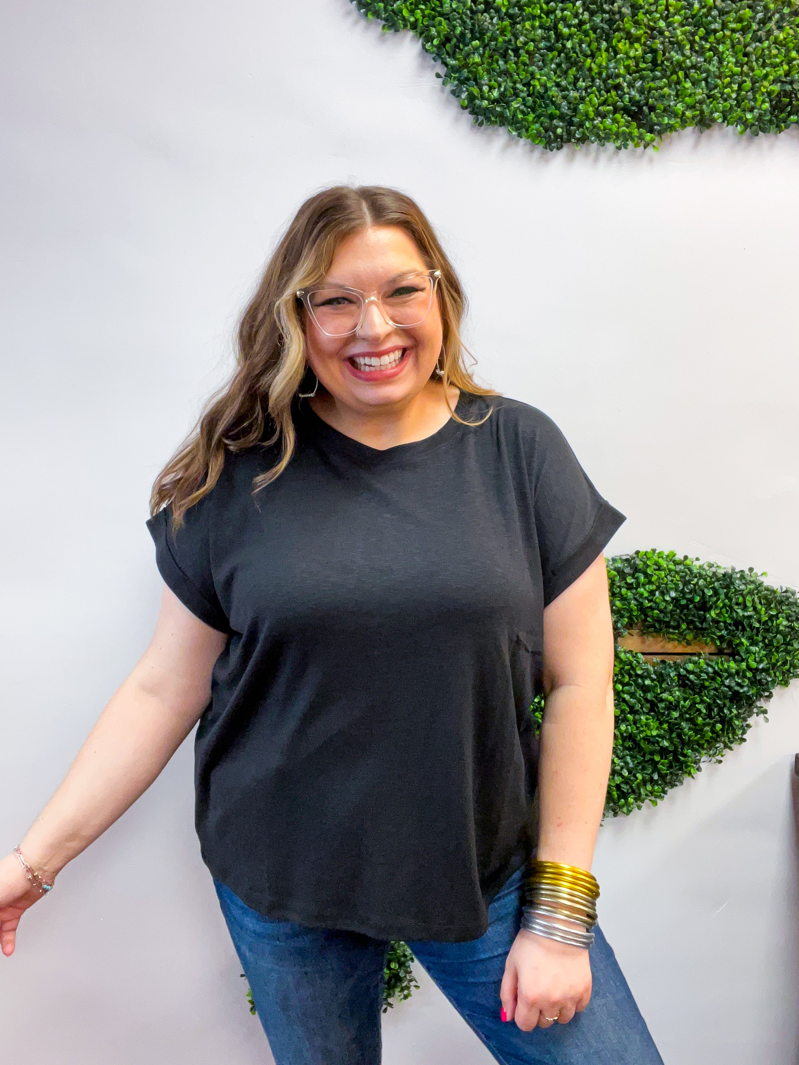 The Everyday Favorite Top in Black