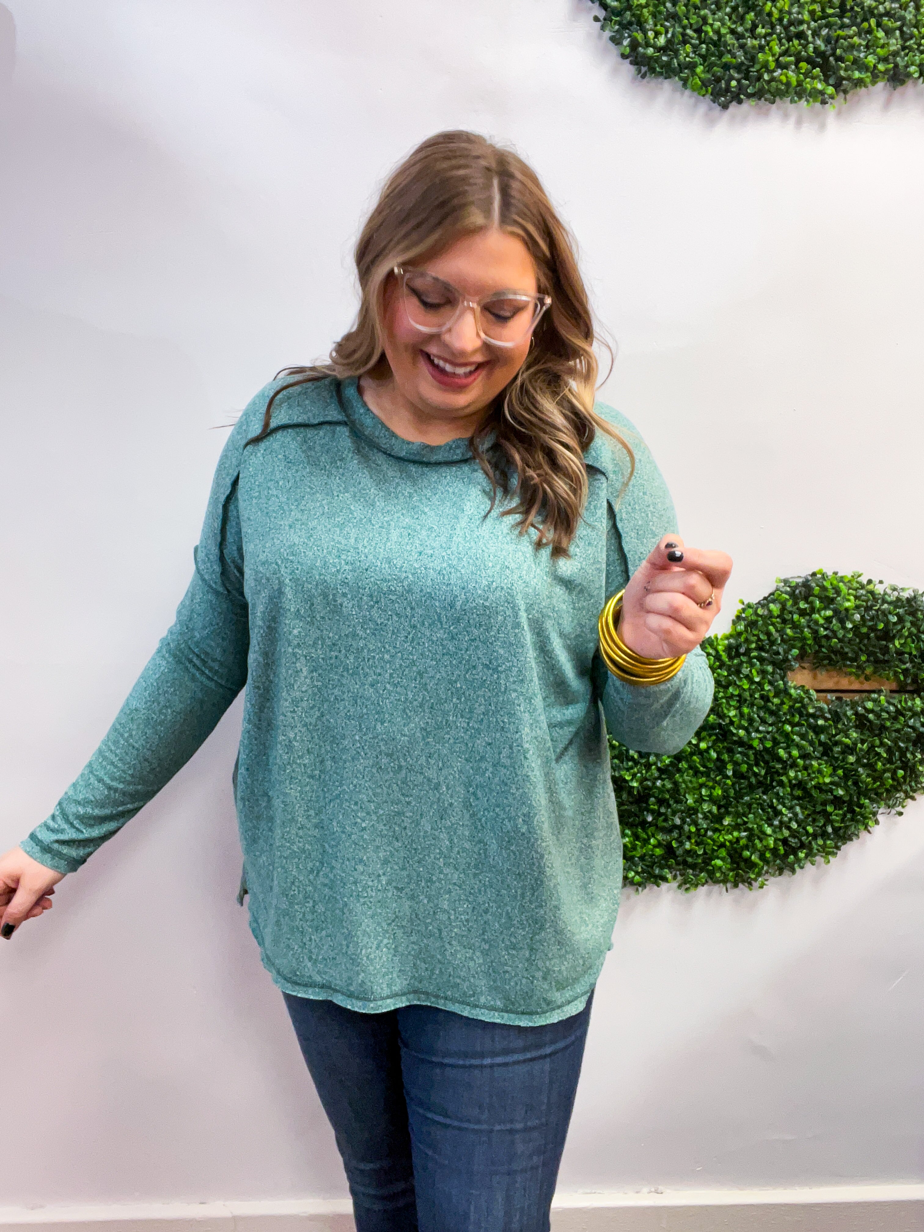 Seams Just Right Long Sleeve Top in Hunter Green