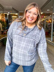 Cozy Cabin Plaid Top in Charcoal