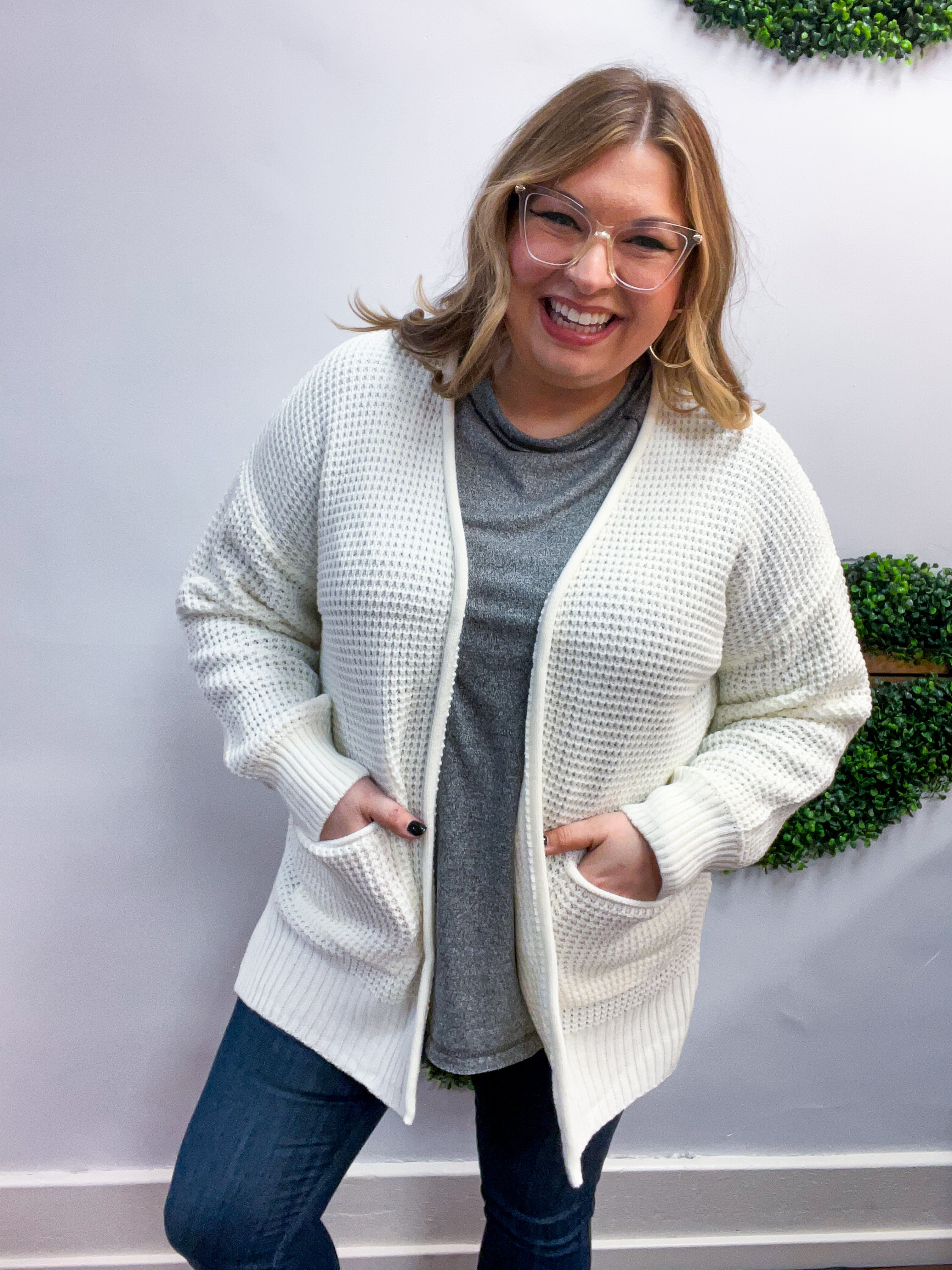 Cozy Corners Cardigan in Ivory
