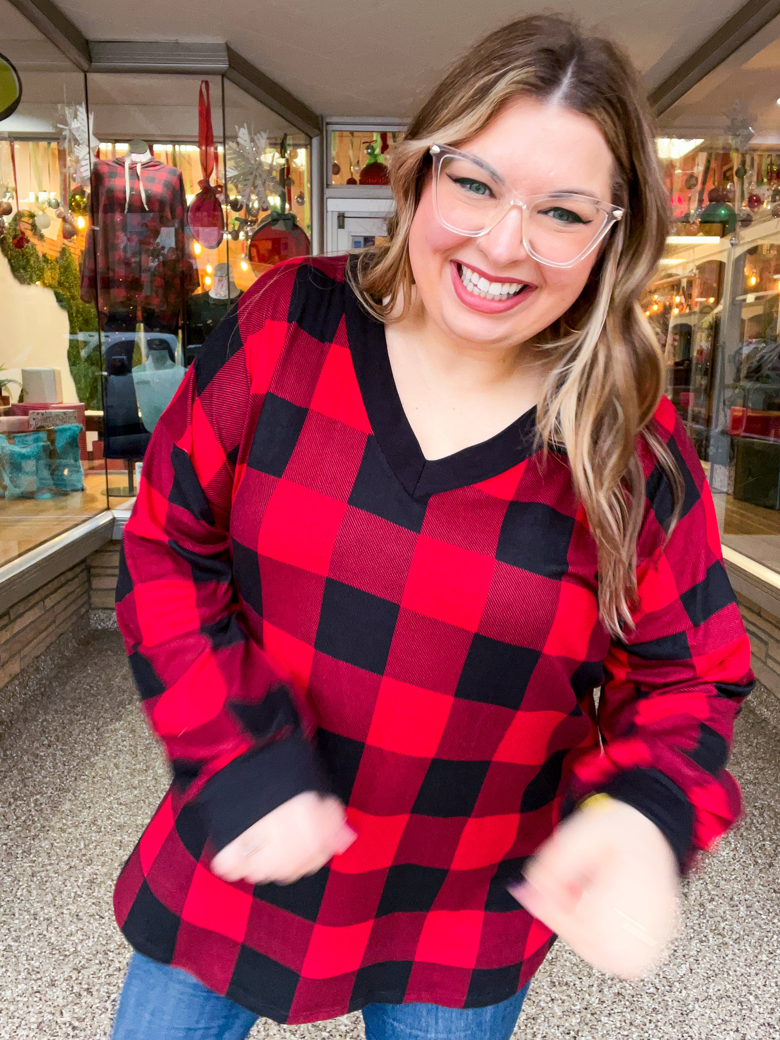 Country Classic V-Neck Top in Red