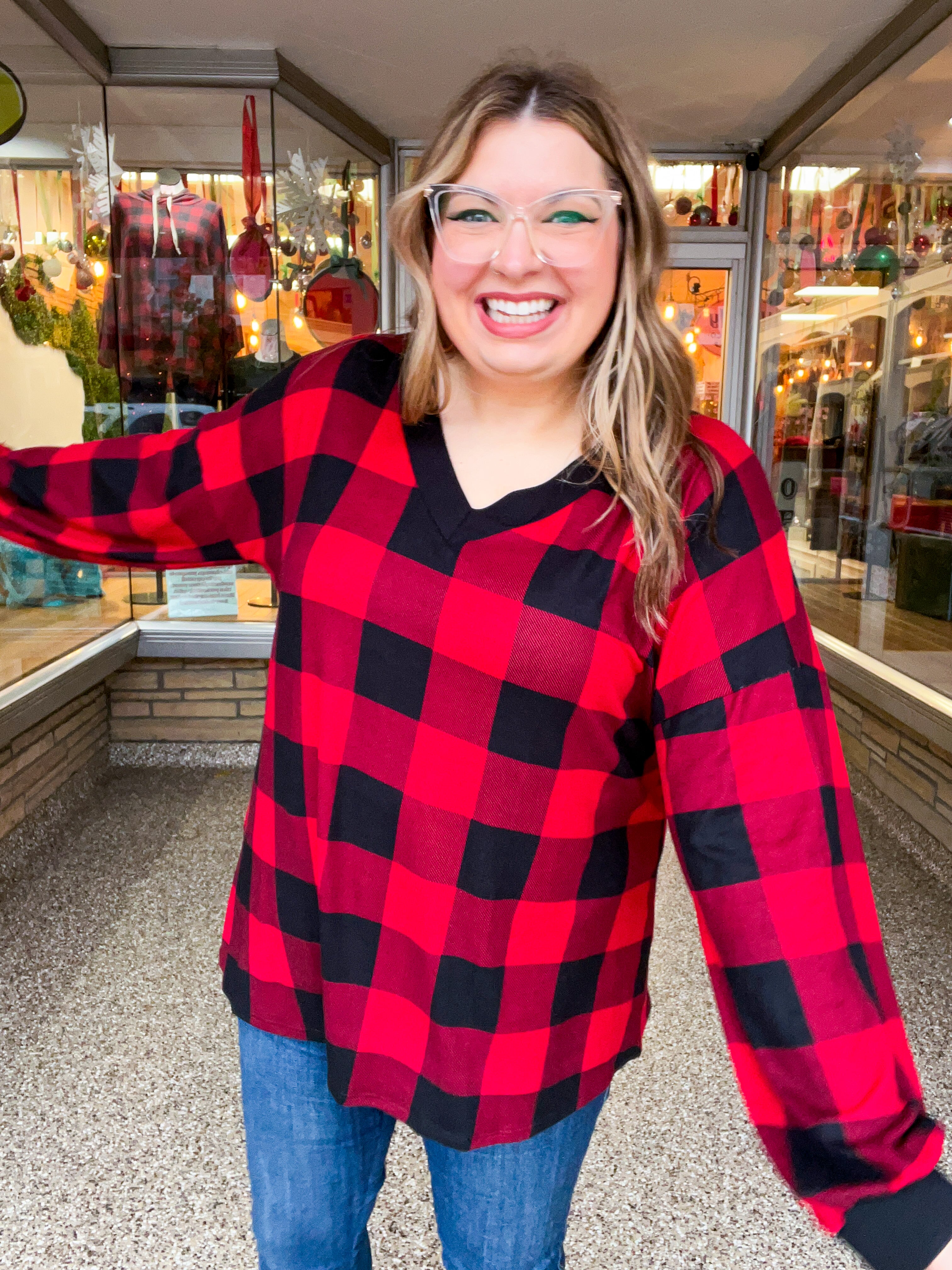 Country Classic V-Neck Top in Red