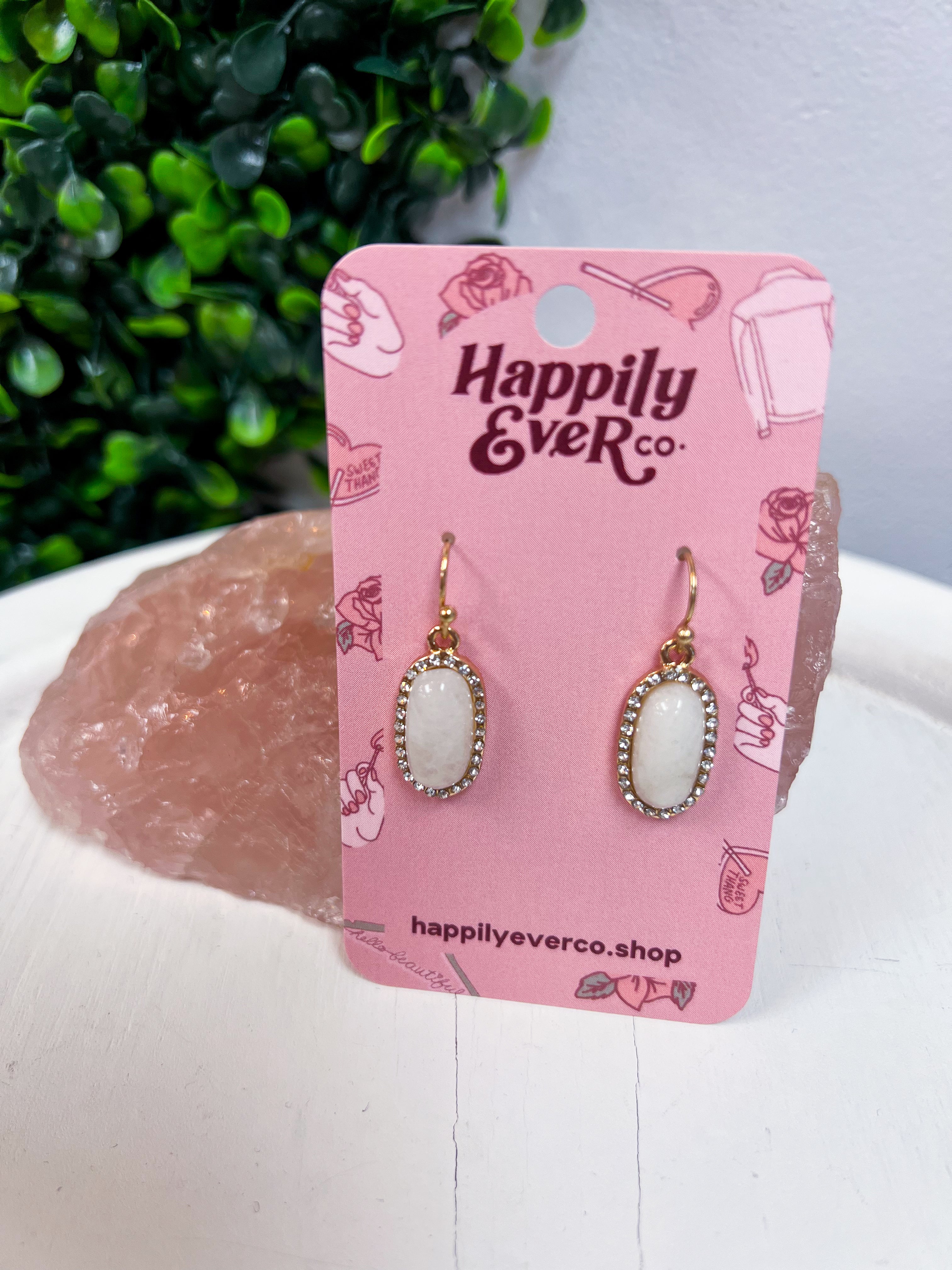 Sparkling Oasis Earrings in Smoky White