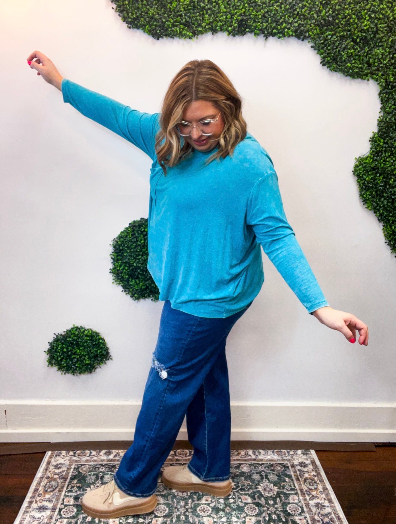 Washed Weekend Dolman Pocket Top in Light Teal