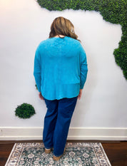 Washed Weekend Dolman Pocket Top in Light Teal