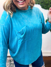 Washed Weekend Dolman Pocket Top in Light Teal