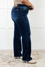 Mid Rise Frayed Hem Straight Judy Blue Jeans