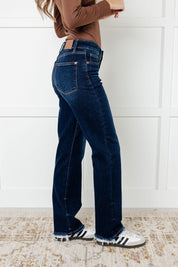 Mid Rise Frayed Hem Straight Judy Blue Jeans