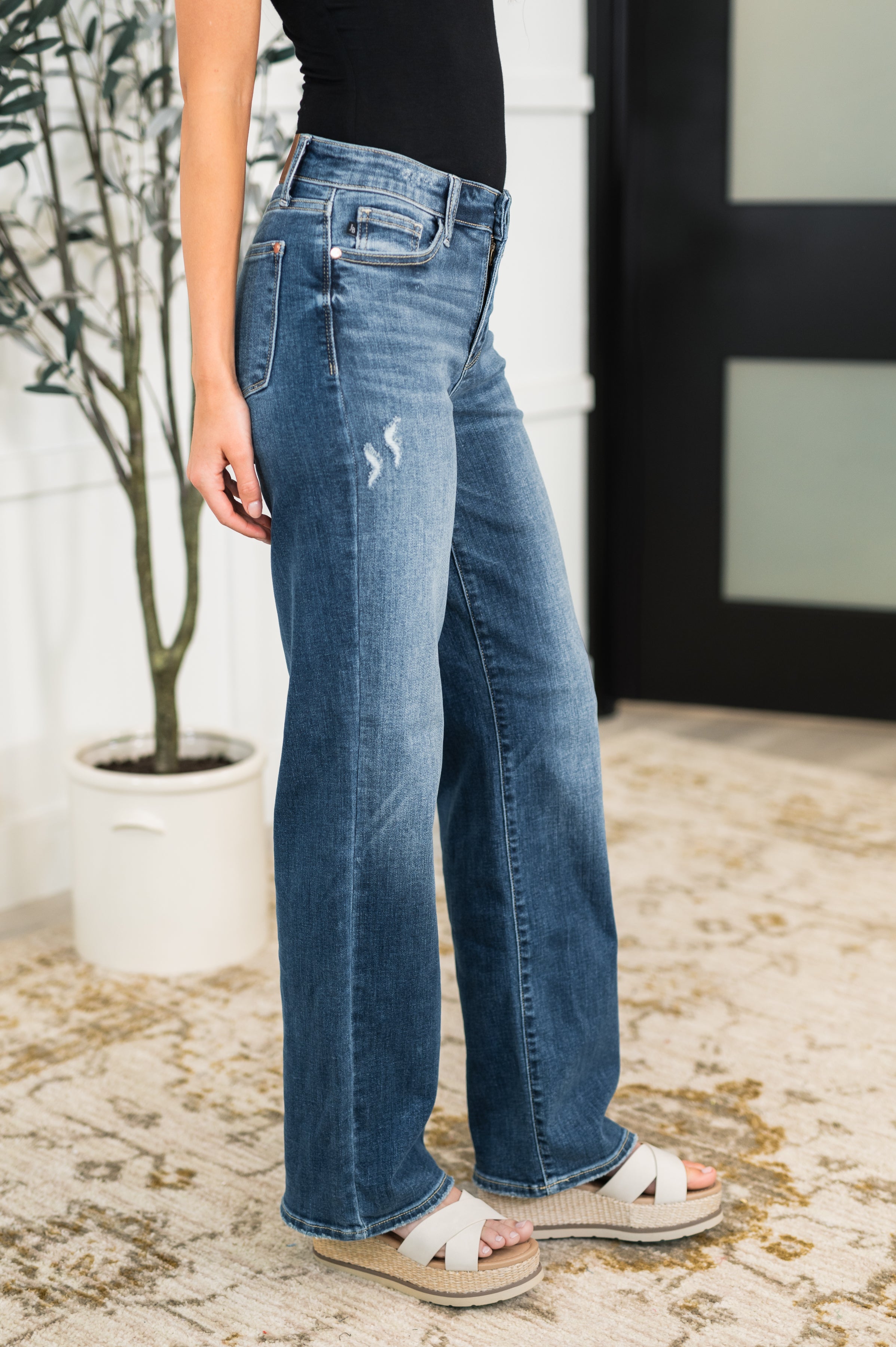 High Rise 90's Straight Leg Judy Blue Jeans